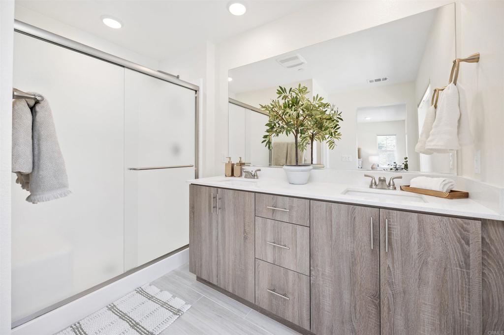 Fallbrook, California, 92028, United States, 4 Bedrooms Bedrooms, ,3 BathroomsBathrooms,Residential,For Sale,1983732