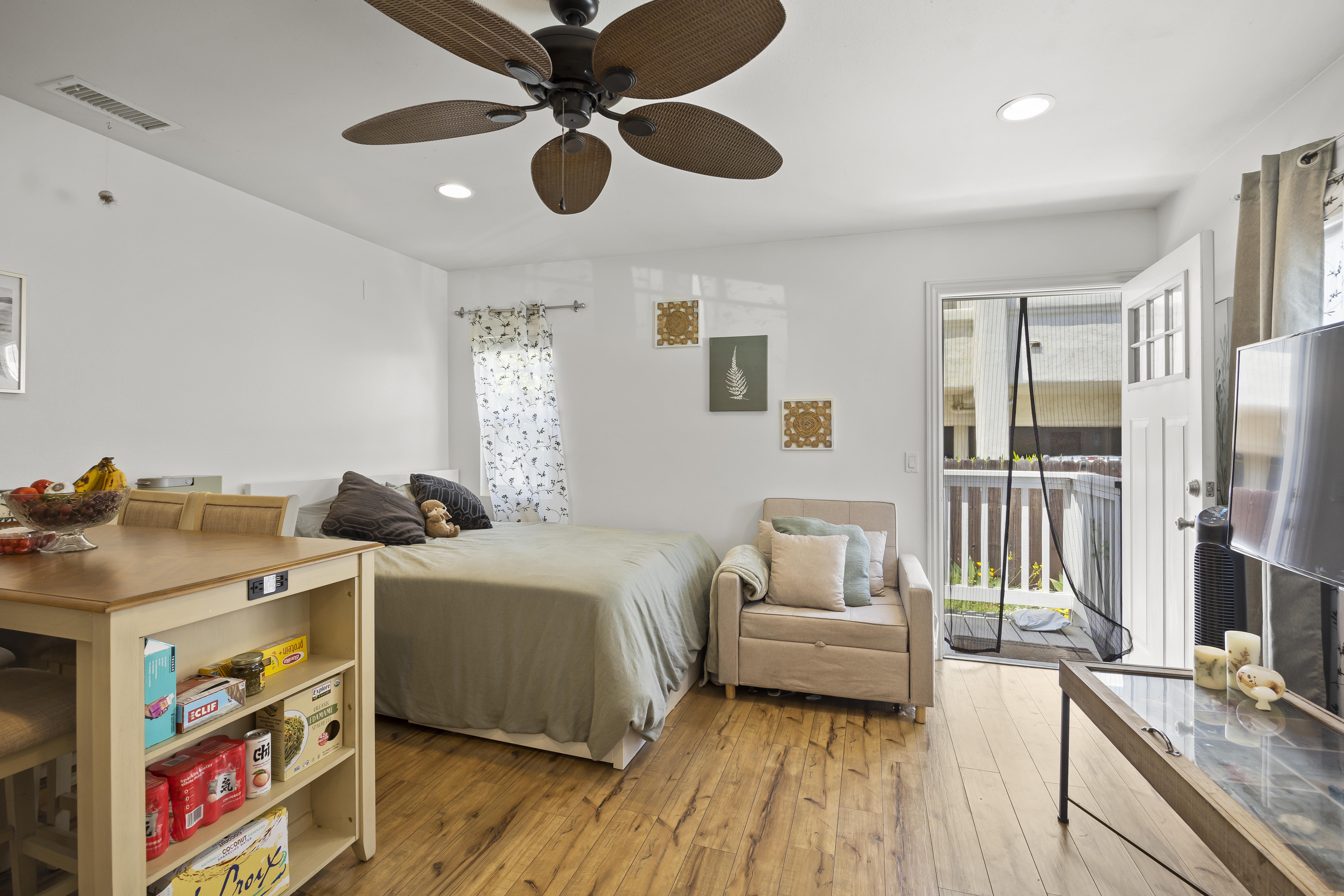  168 South Palm Street, Ventura, CA 93001 - 物件實景