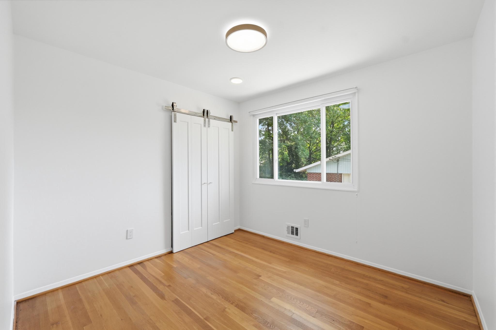  5617 Hershey Lane, Alexandria, VA, 22312 - 物件實景