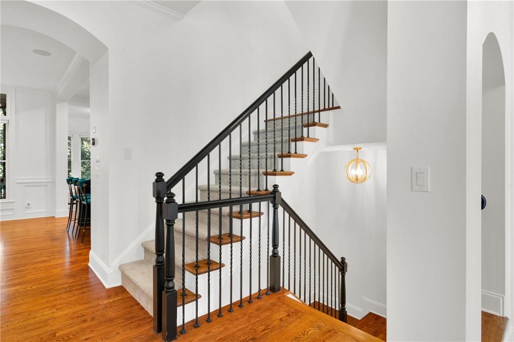 Atlanta, Georgia, 30328, United States, 3 Bedrooms Bedrooms, ,4 BathroomsBathrooms,Residential,For Sale,1994391