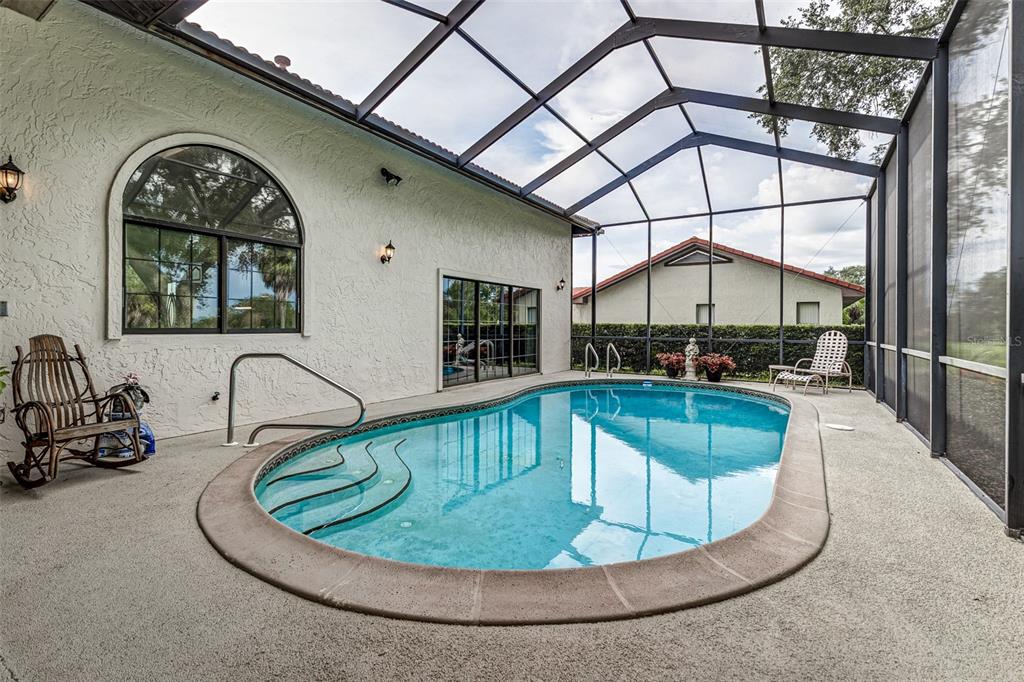 Lake Wales, Florida, 33898, United States, 2 Bedrooms Bedrooms, ,4 BathroomsBathrooms,Residential,For Sale,1908279