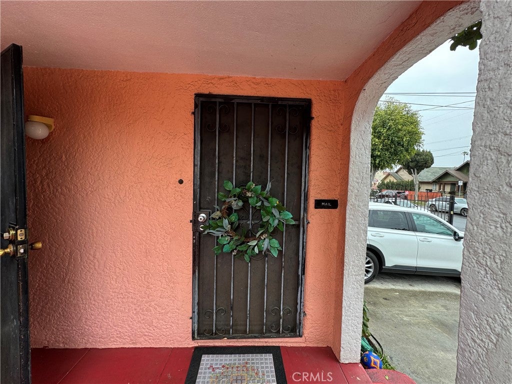 Los Angeles, California, 90037, United States, ,Residential,For Sale,2006199