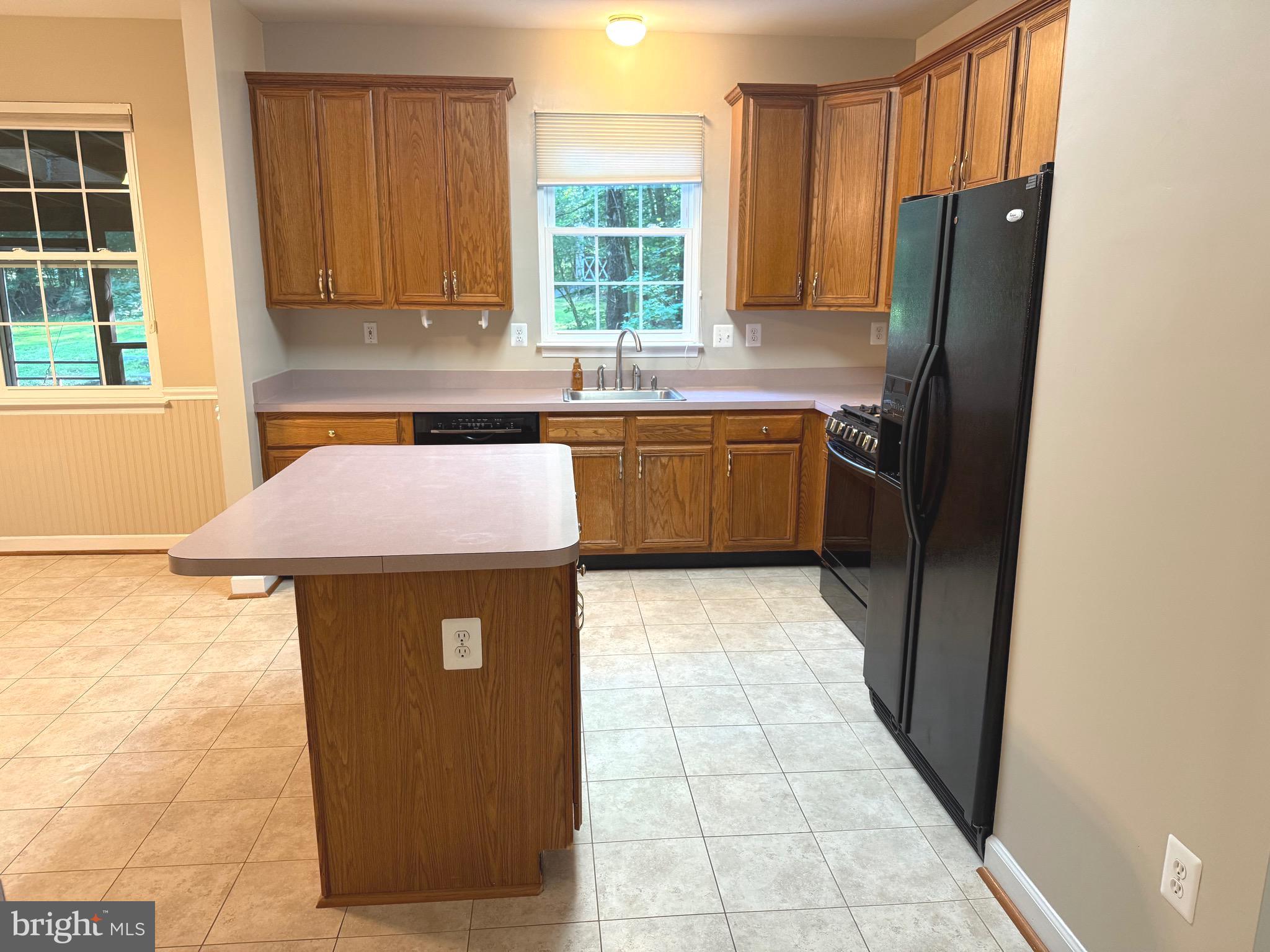 Leonardtown, Maryland, 20650, United States, 4 Bedrooms Bedrooms, ,3 BathroomsBathrooms,Residential,For Sale,1928395