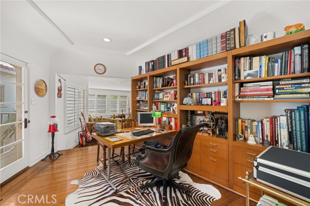 Los Angeles, California, 90064, United States, 6 Bedrooms Bedrooms, ,3 BathroomsBathrooms,Residential,For Sale,1977157