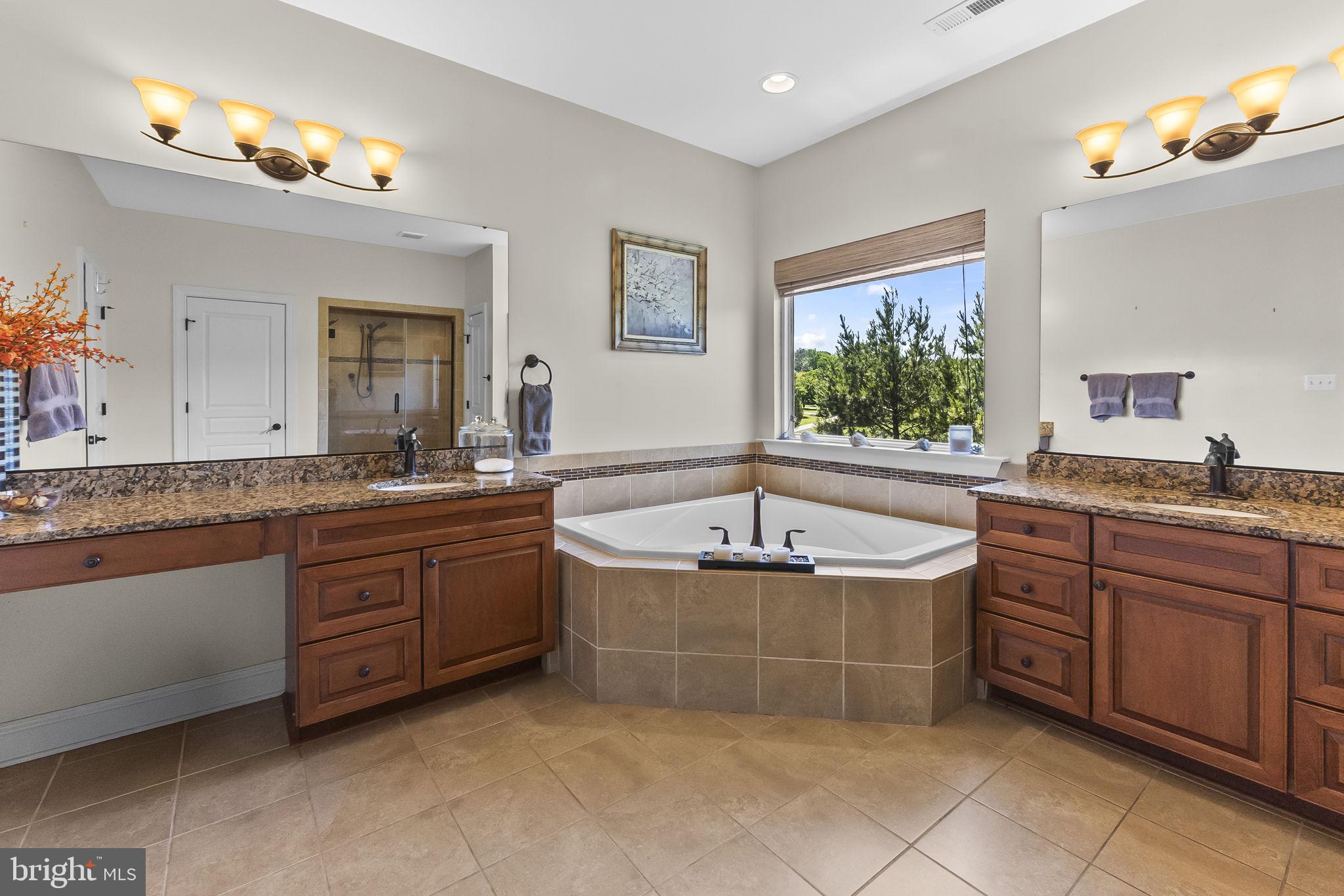 Owings, Maryland, 20736, United States, 6 Bedrooms Bedrooms, ,6 BathroomsBathrooms,Residential,For Sale,2049408