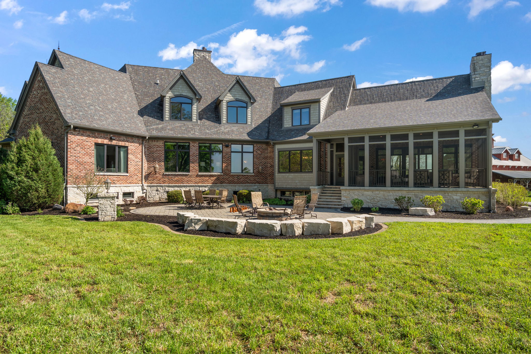  77+ Acre Estate Offering a Blend of Open Ground and Wooded Surroundings - 物件實景