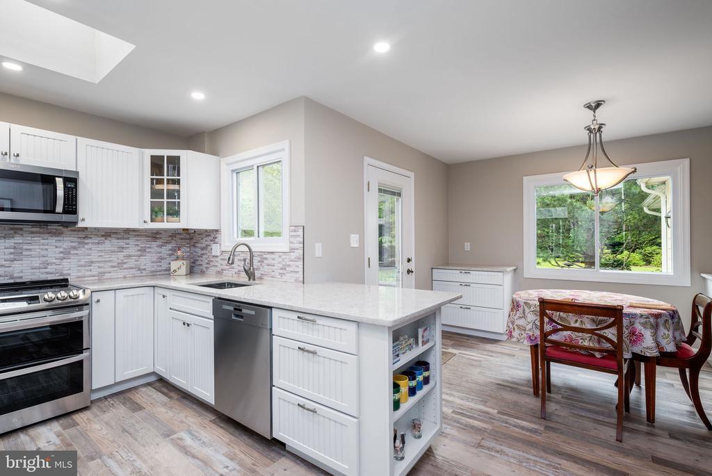 Rehoboth Beach, Delaware, 19971, United States, 3 Bedrooms Bedrooms, ,2 BathroomsBathrooms,Residential,For Sale,1821364