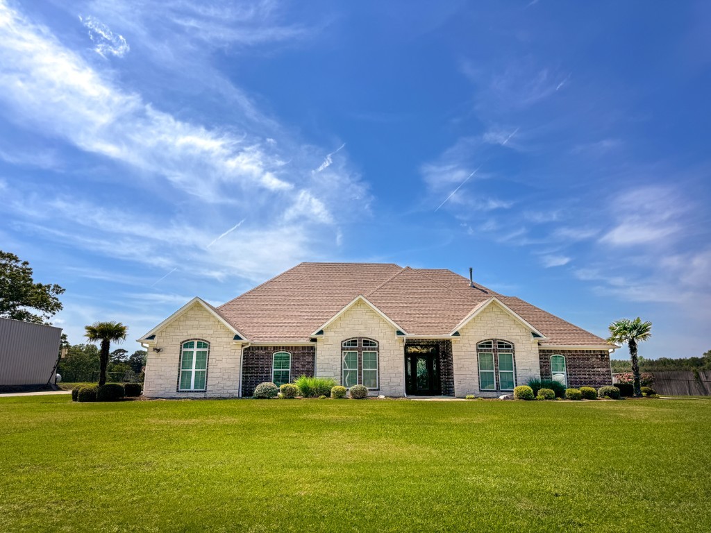 Bloomburg, Texas, 75556, United States, 4 Bedrooms Bedrooms, ,2 BathroomsBathrooms,Residential,For Sale,1789211