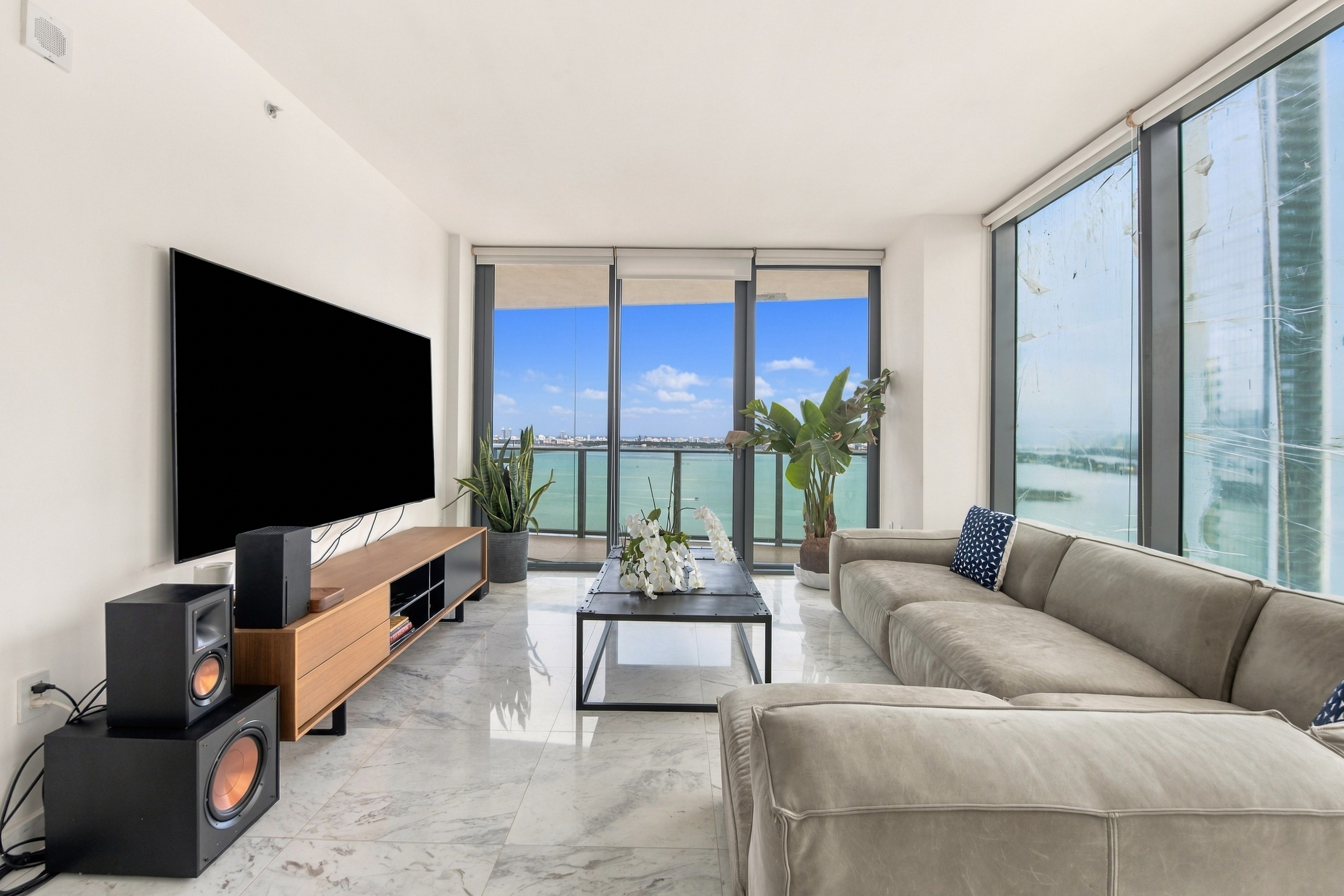  460 NE 28th St, Miami, FL, 33137 - 物件實景