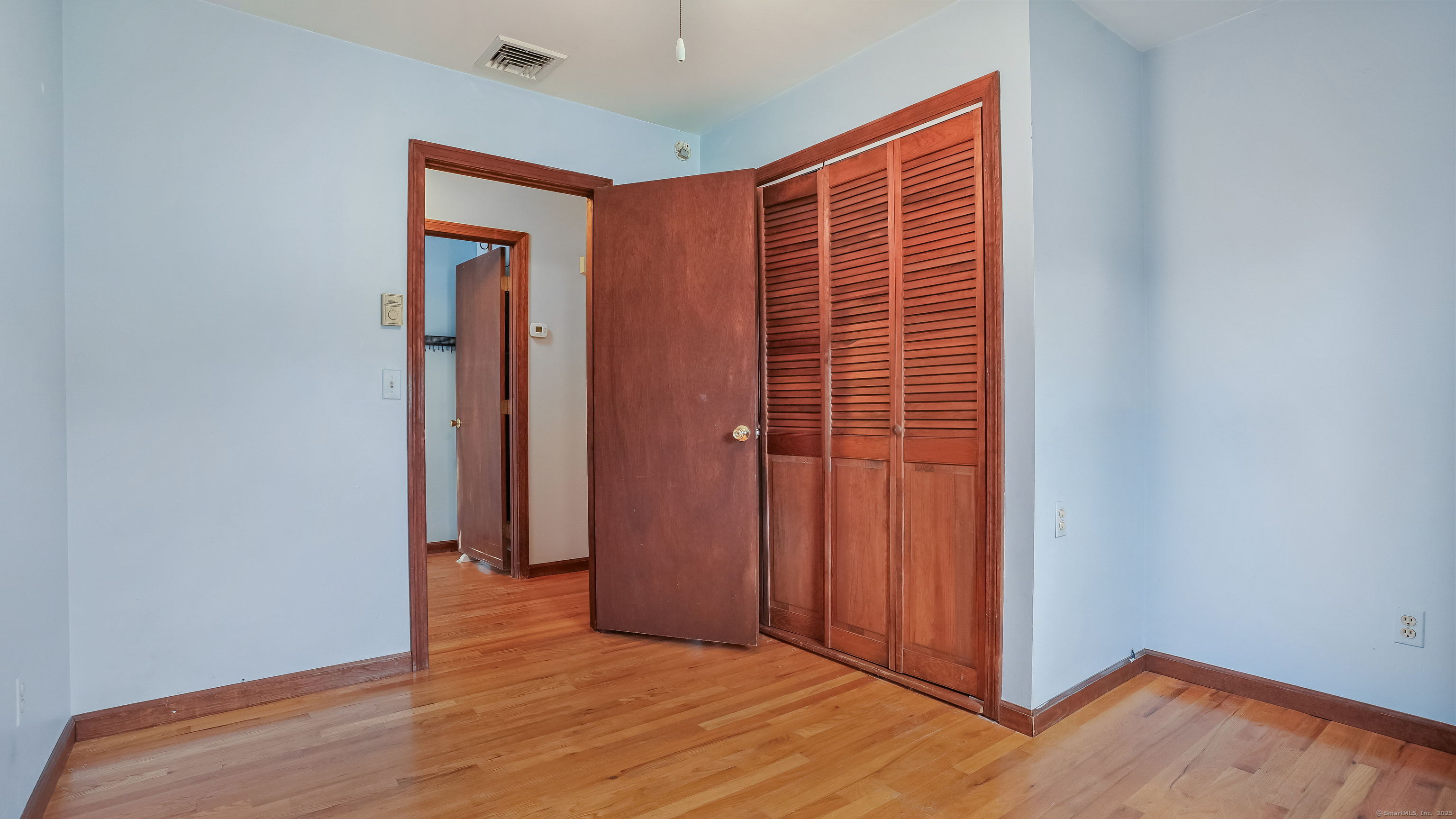 New Milford, Connecticut, 06776, United States, 3 Bedrooms Bedrooms, ,3 BathroomsBathrooms,Residential,For Sale,1924993