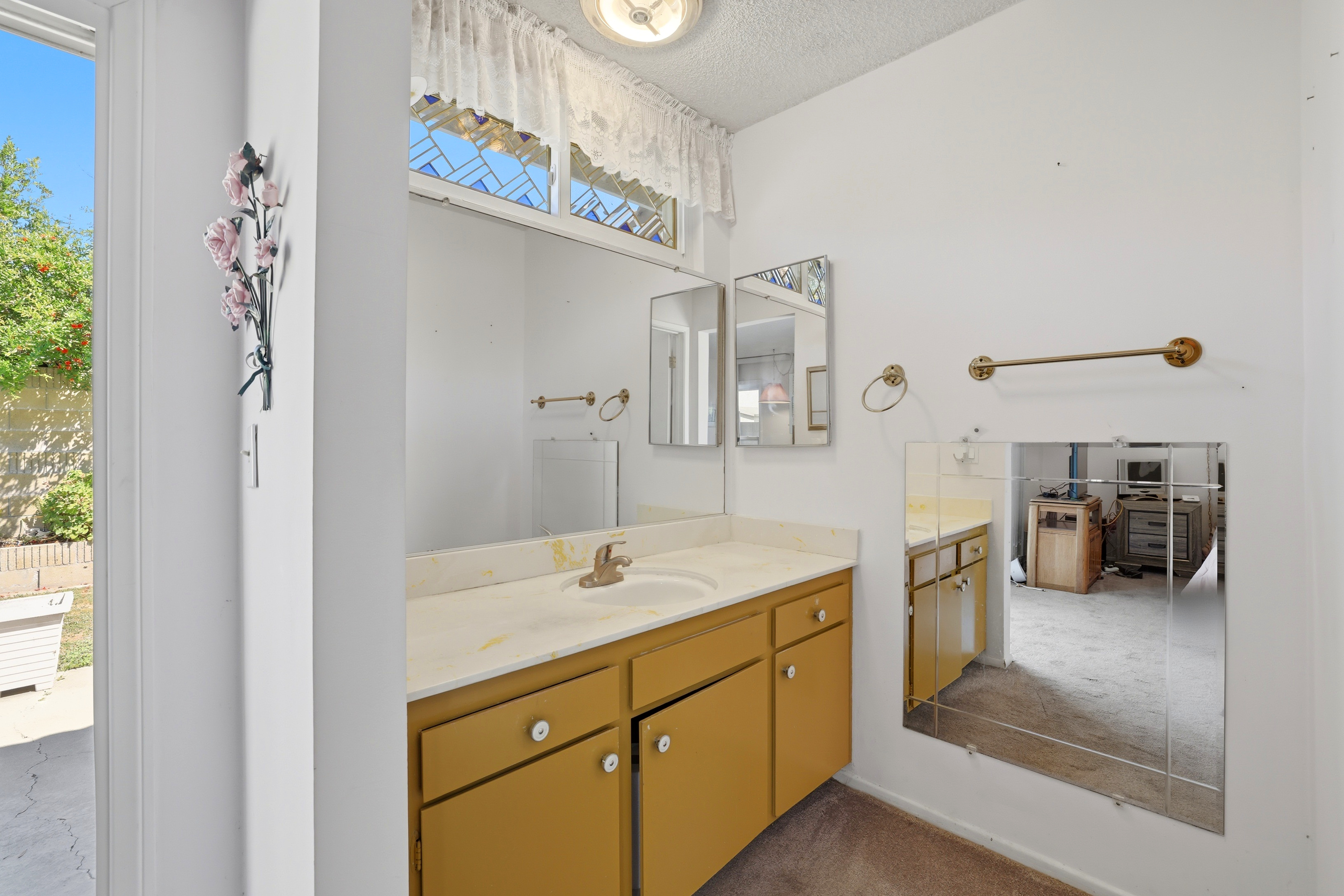  19402 Benfield Avenue, Cerritos, CA 90703 - 物件實景