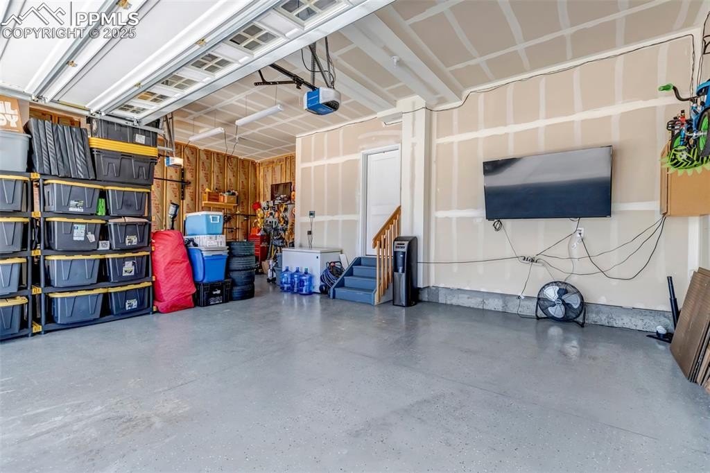 Colorado Springs, Colorado, 80925, United States, 5 Bedrooms Bedrooms, ,4 BathroomsBathrooms,Residential,For Sale,1890411