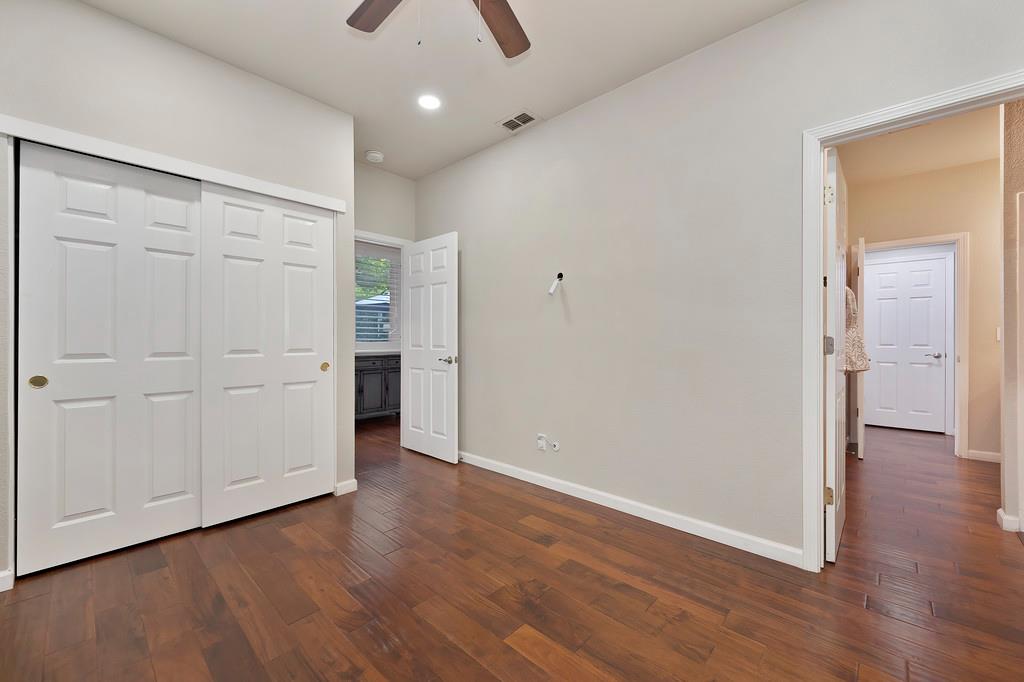Roseville, California, 95747, United States, 6 Bedrooms Bedrooms, ,4 BathroomsBathrooms,Residential,For Sale,1940337
