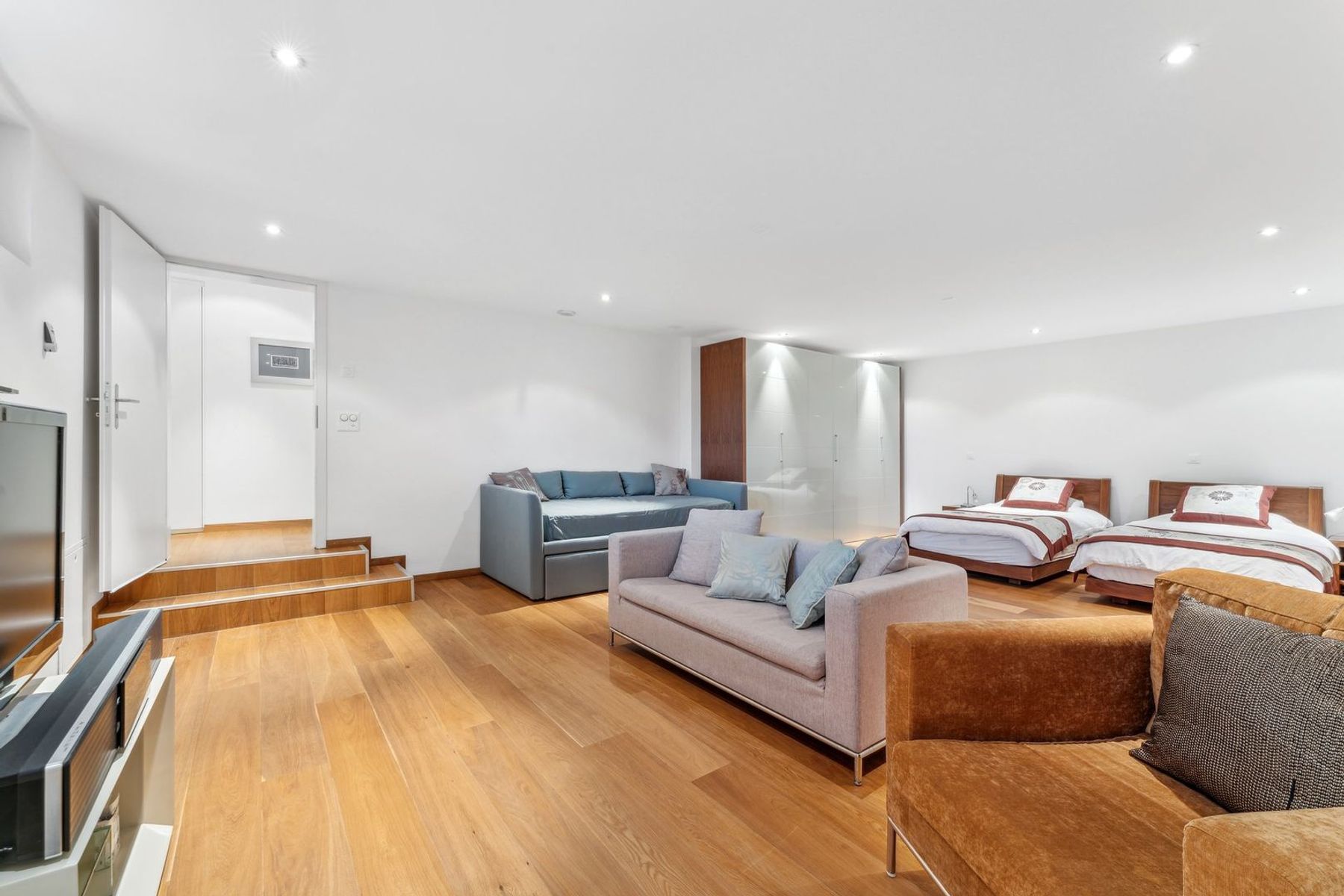  Villars, luxurious 6 pcs contemporary, garden, 2 parkings, ski in/ski out - 物件實景
