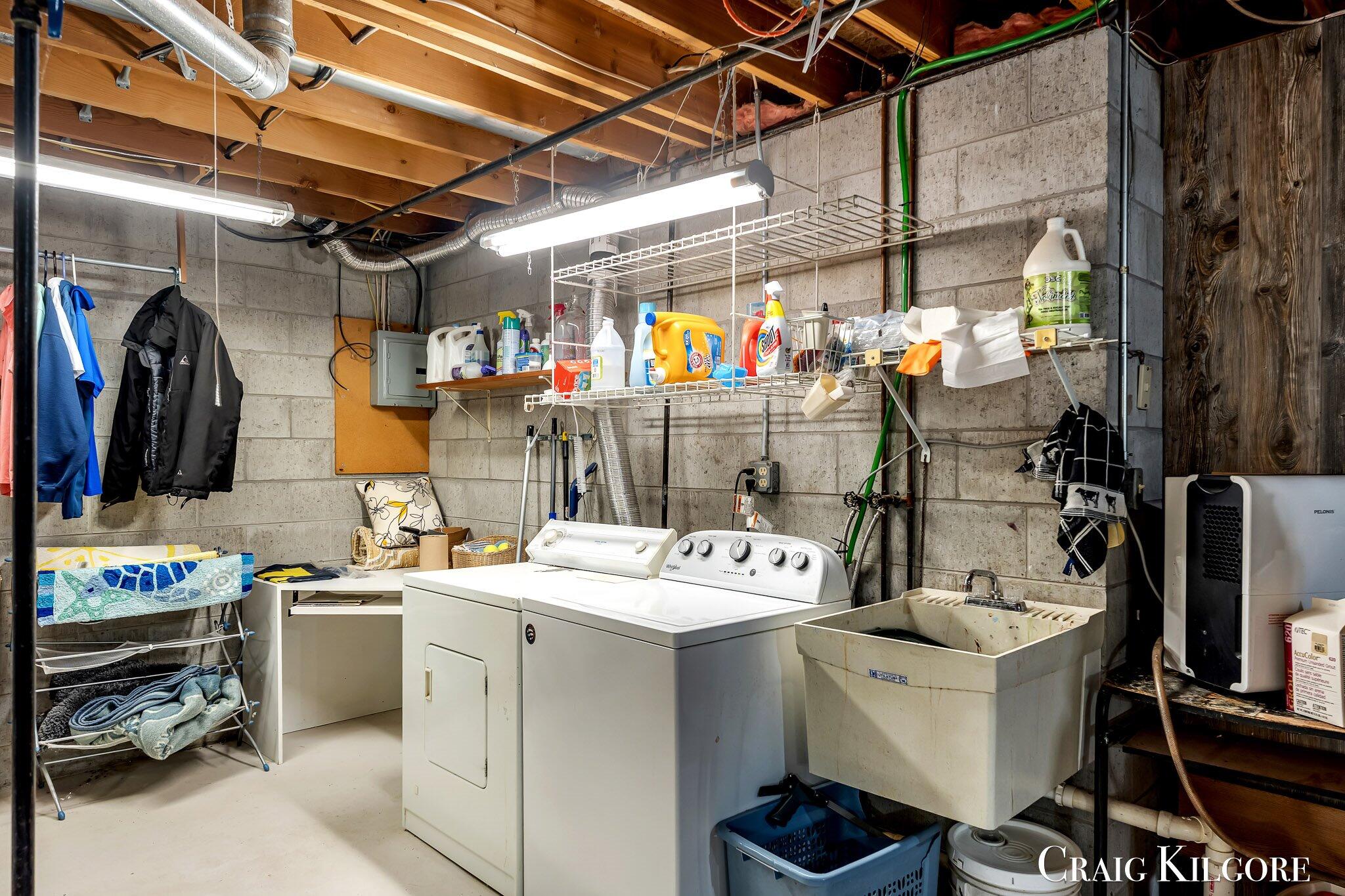 Spring Lake, Michigan, 49456, United States, 2 Bedrooms Bedrooms, ,3 BathroomsBathrooms,Residential,For Sale,2003157