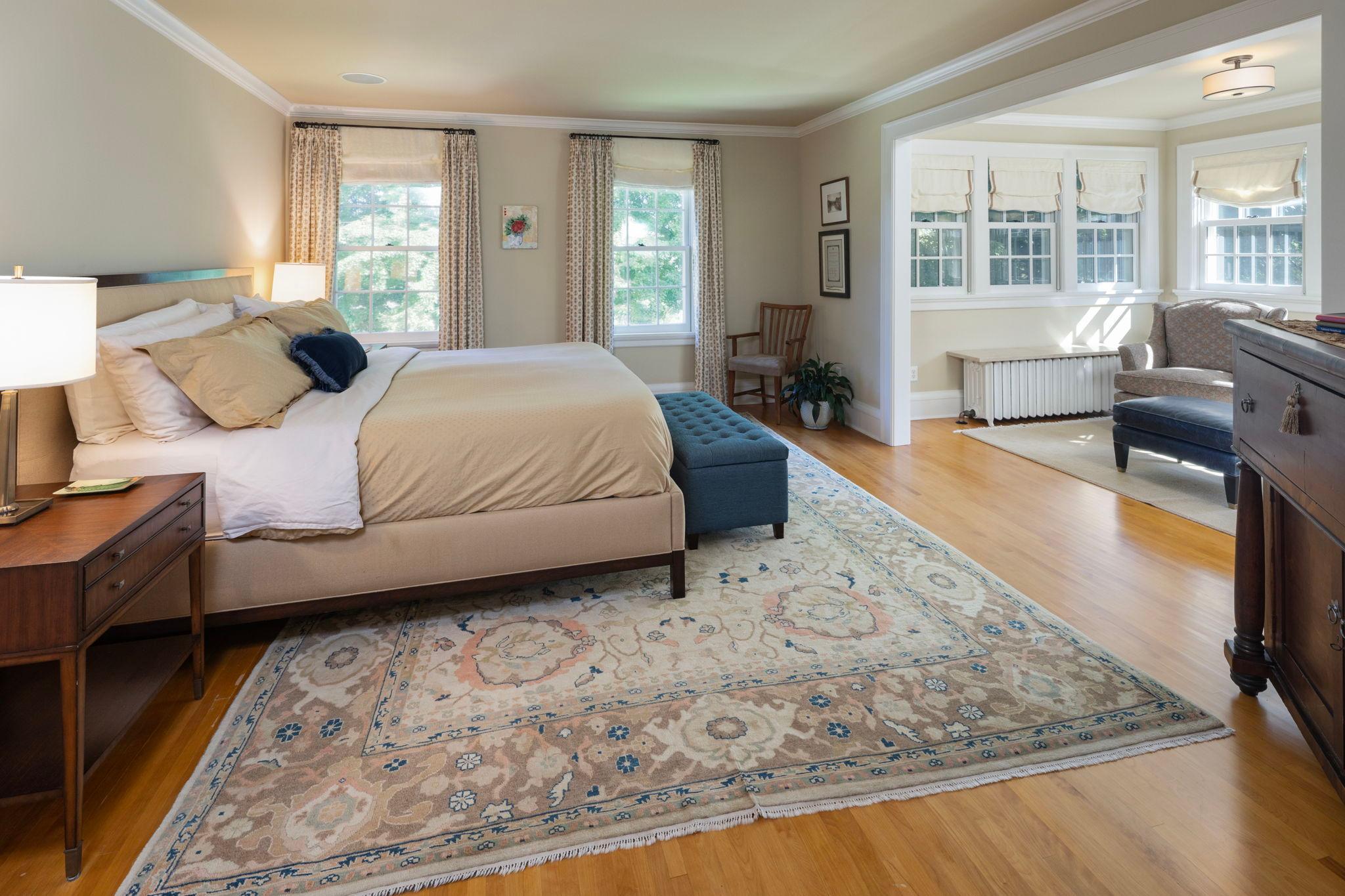 Minneapolis, Minnesota, 55405, United States, 5 Bedrooms Bedrooms, ,3 BathroomsBathrooms,Residential,For Sale,2000918