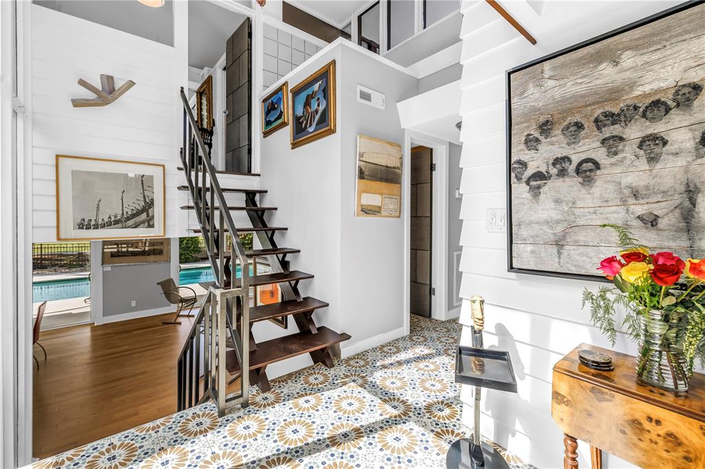 St Petersburg, Florida, 33704, United States, 4 Bedrooms Bedrooms, ,4 BathroomsBathrooms,Residential,For Sale,1991901