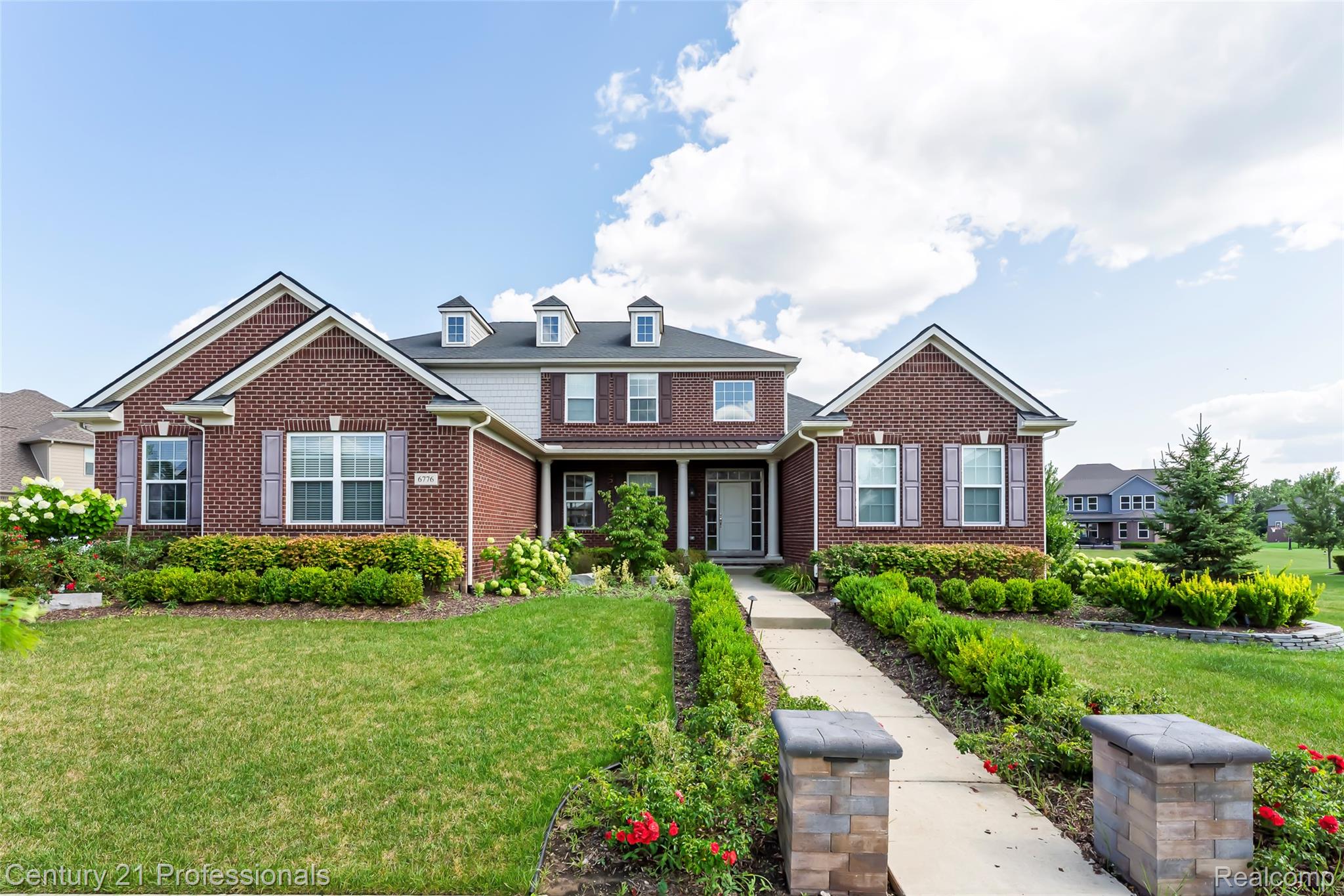 Canton, Michigan, 48187, United States, 5 Bedrooms Bedrooms, ,6 BathroomsBathrooms,Residential,For Sale,1908049