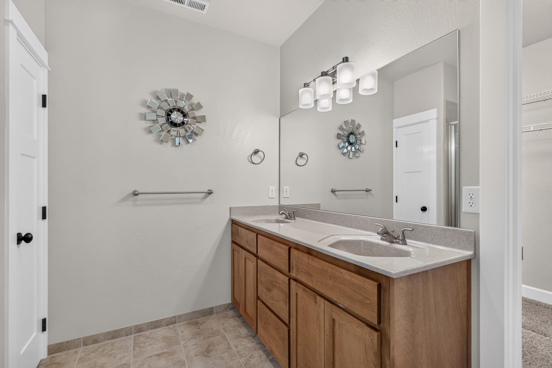  4303 Vineyard Terrace Medford, OR 97504 - 物件實景