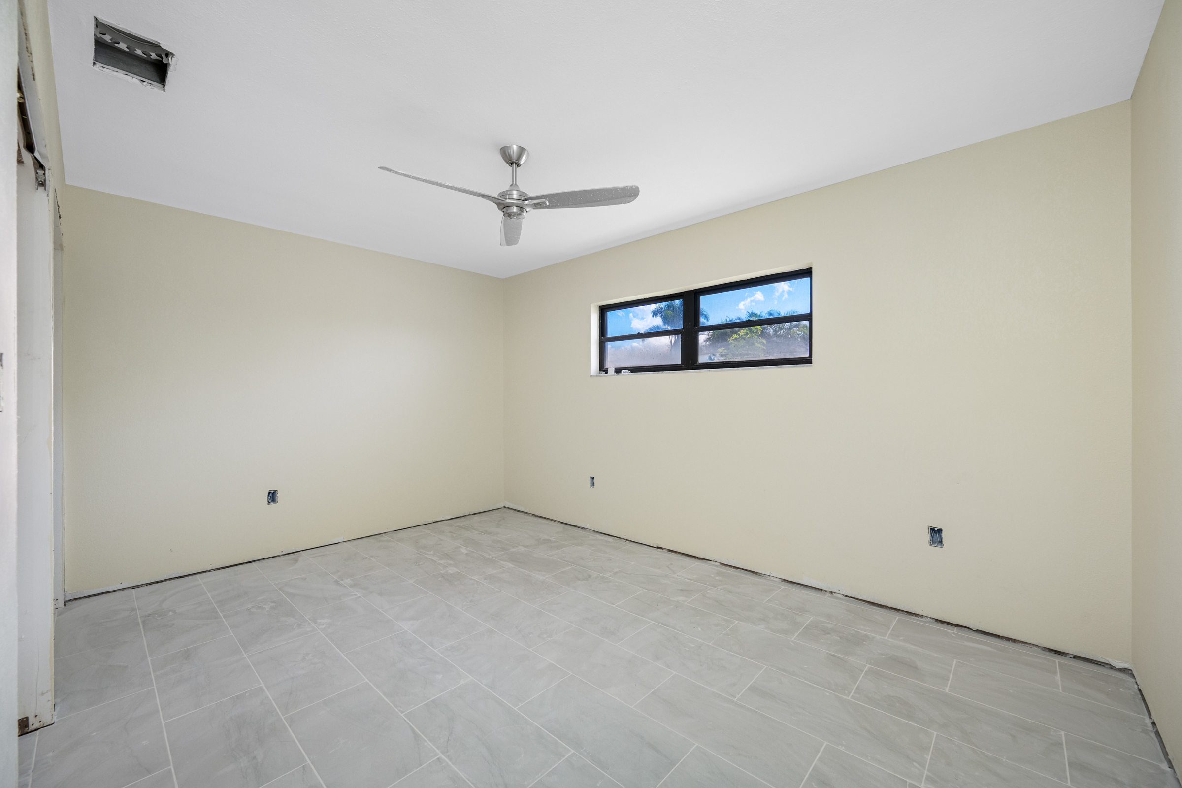 Treasure Island, Florida, 33706, United States, 3 Bedrooms Bedrooms, ,2 BathroomsBathrooms,Residential,For Sale,1904324