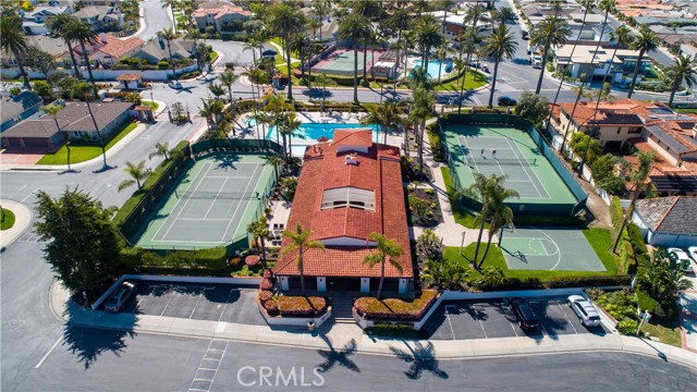 San Clemente, California, 92672, United States, 6 Bedrooms Bedrooms, ,5 BathroomsBathrooms,Residential,For Sale,1706164