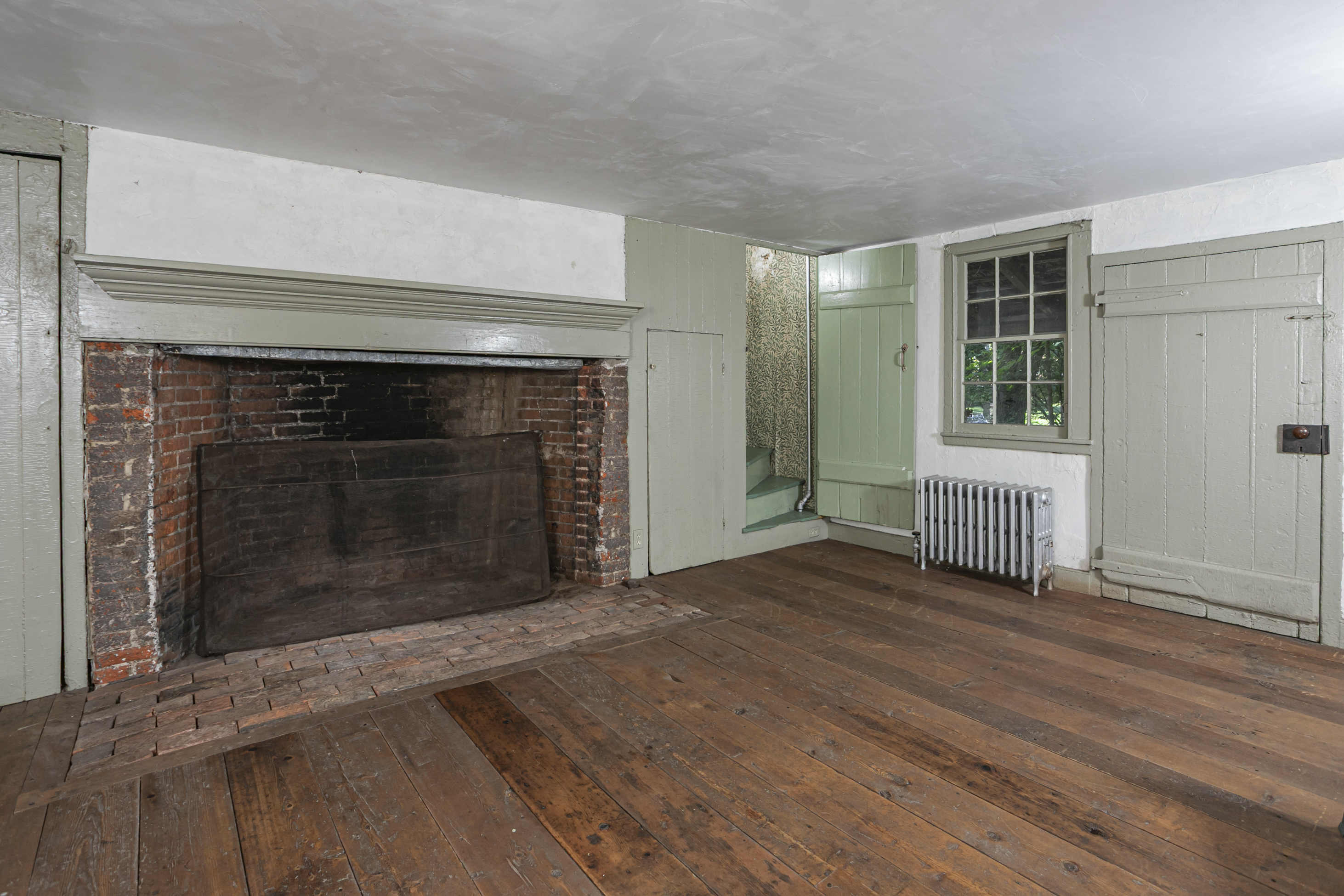  An Early American Treasure on a Lovely Lot with a Barn - 物件實景