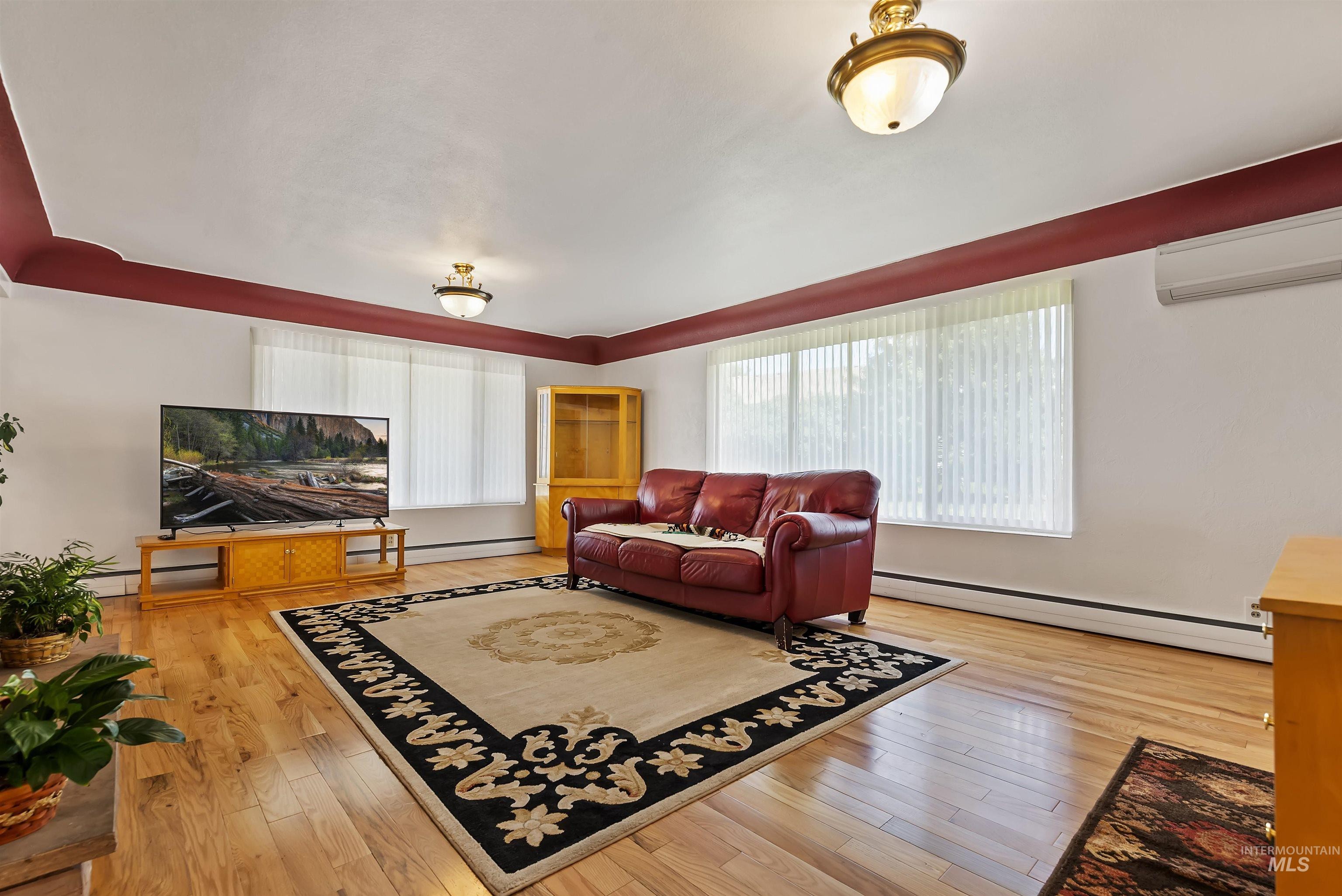 7208 Maxwell, Boise, Idaho, 83704, United States, 4 Bedrooms Bedrooms, ,3 BathroomsBathrooms,Residential,For Sale,7208 Maxwell,1435766