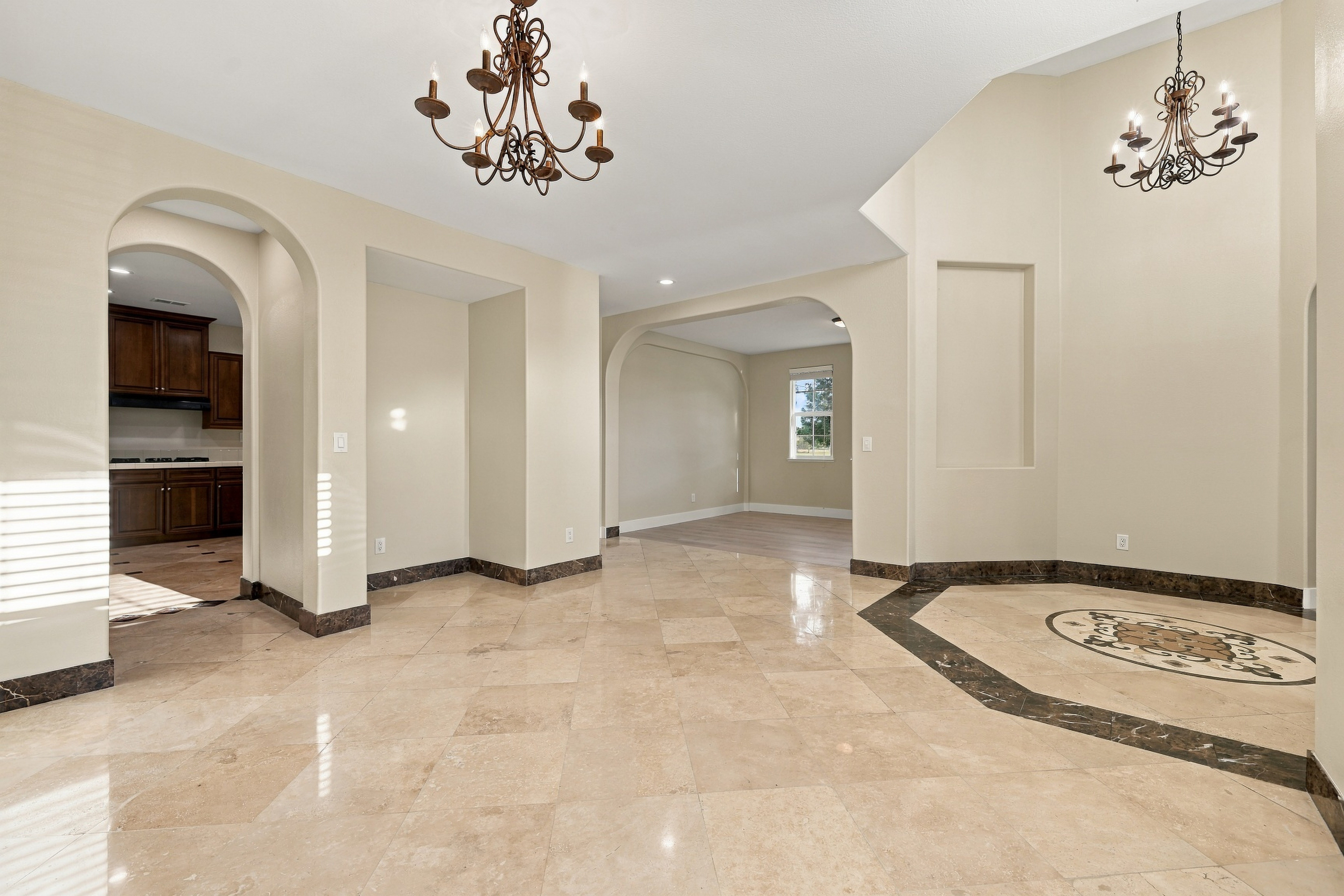  5602 Pop Becker Street, Sacramento, CA 95835 - 物件實景
