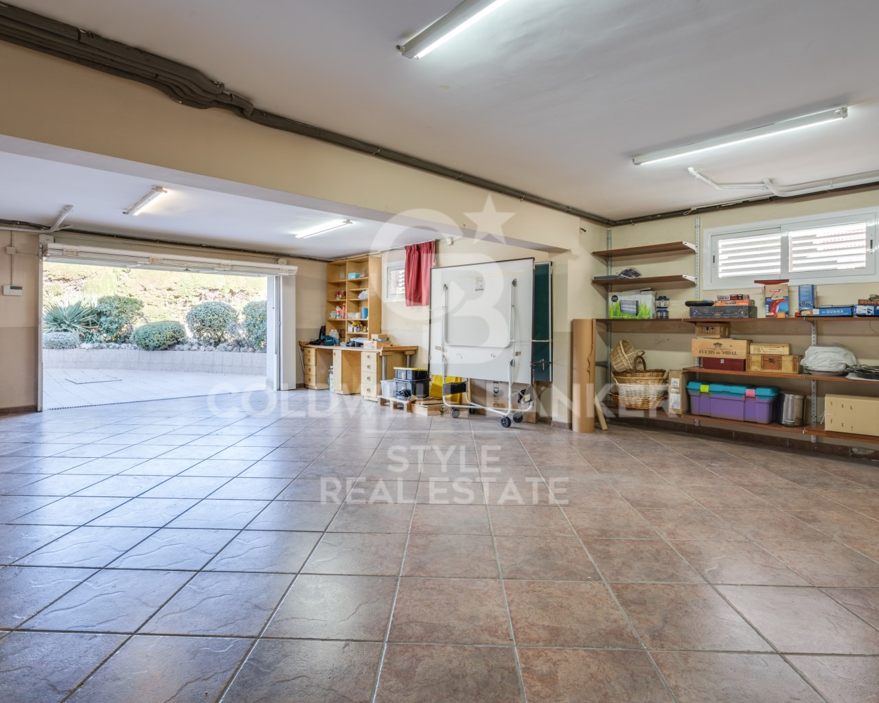 Calle Anne Frank D' Barcelona, Sabadell, La Conc?, Sabadell, Catalonia, 08206, ES, 6 Bedrooms Bedrooms, ,4 BathroomsBathrooms,Residential,For Sale,Calle Anne Frank D' Barcelona, Sabadell, La Conc?,1622954