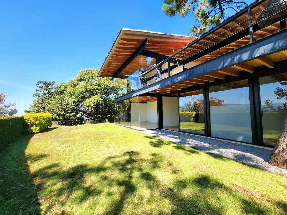 Valle de Bravo, Estado de México, 51200, Mexico, 4 Bedrooms Bedrooms, ,4 BathroomsBathrooms,Residential,For Sale,1722310