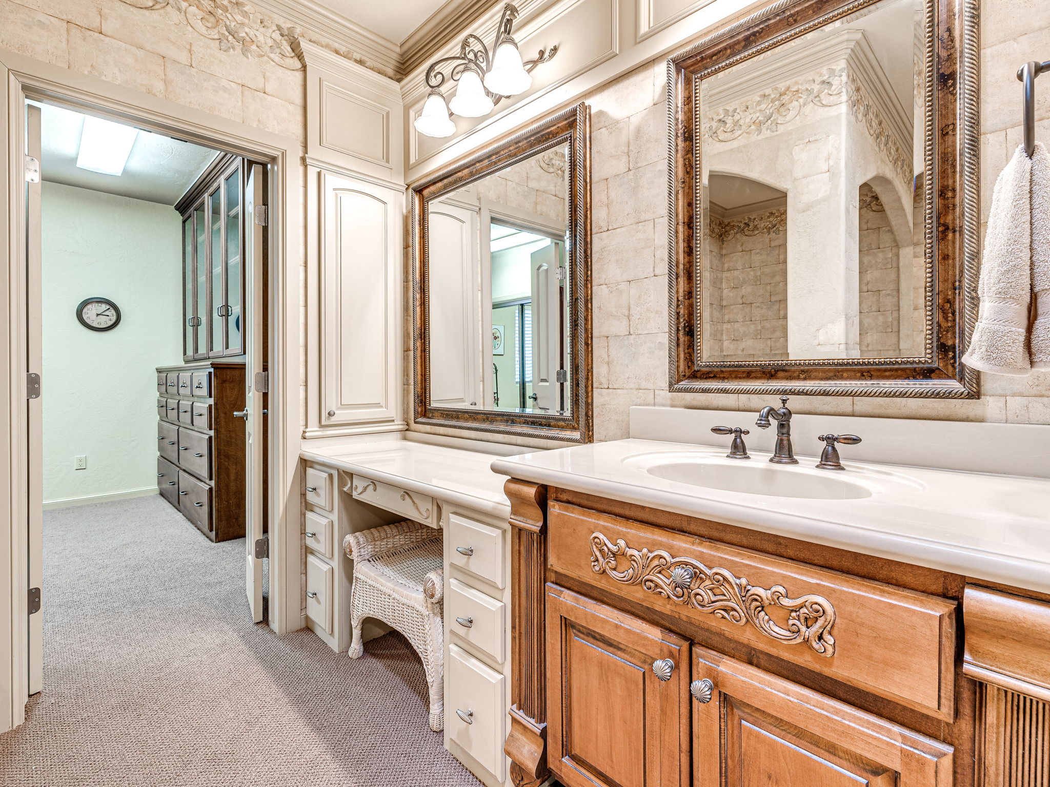Edmond, Oklahoma, 73003, United States, 3 Bedrooms Bedrooms, ,3 BathroomsBathrooms,Residential,For Sale,1907652