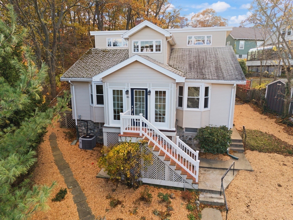 Melrose, Massachusetts, 02176, United States, 3 Bedrooms Bedrooms, ,2 BathroomsBathrooms,Residential,For Sale,1988170