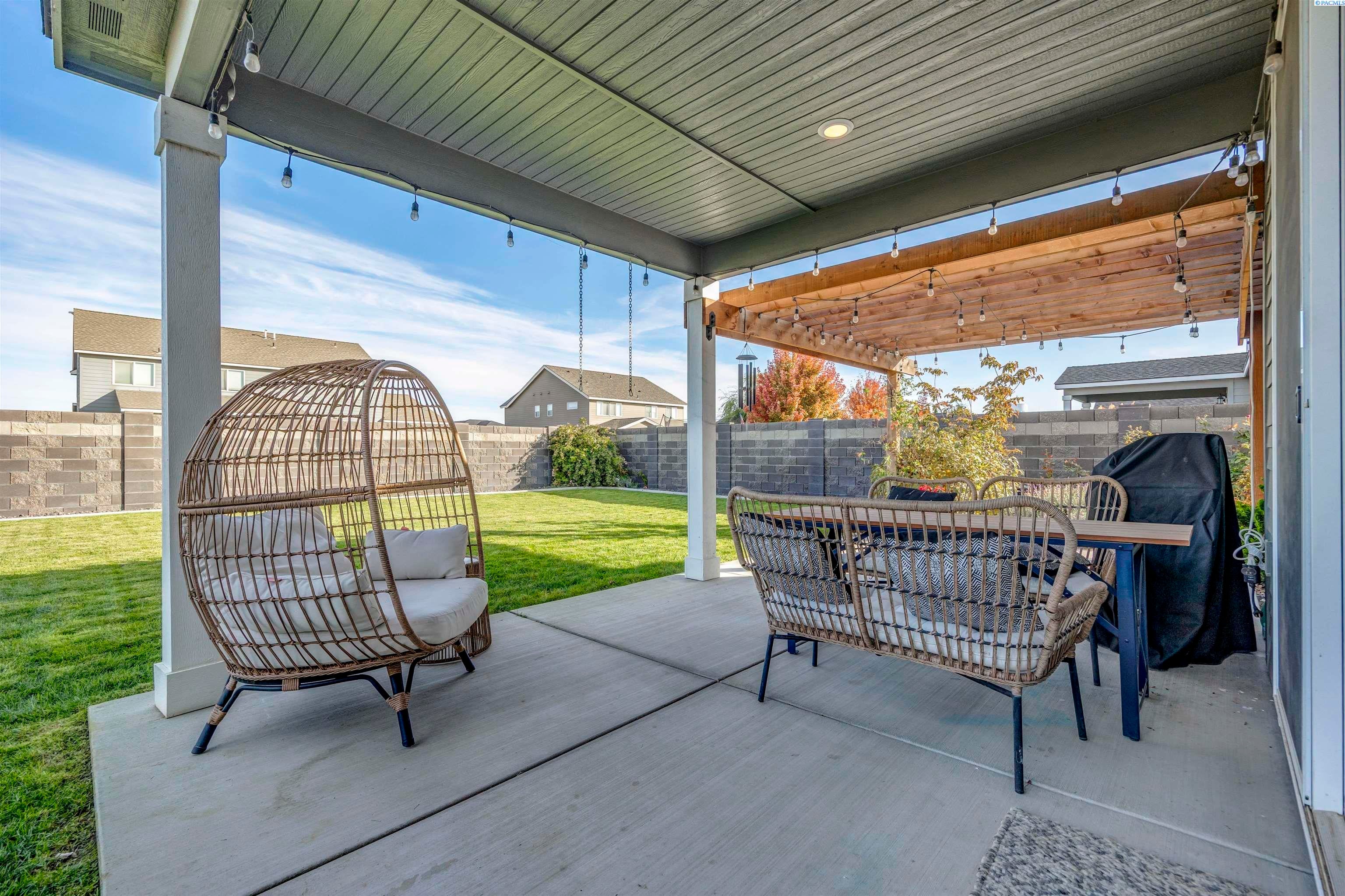 Pasco, Washington, 99301, United States, 3 Bedrooms Bedrooms, ,3 BathroomsBathrooms,Residential,For Sale,2012523