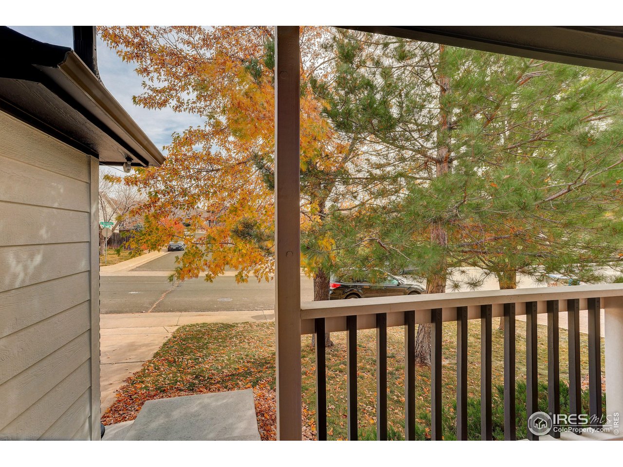 Aurora, Colorado, 80015, United States, 4 Bedrooms Bedrooms, ,2 BathroomsBathrooms,Residential,For Sale,2001847