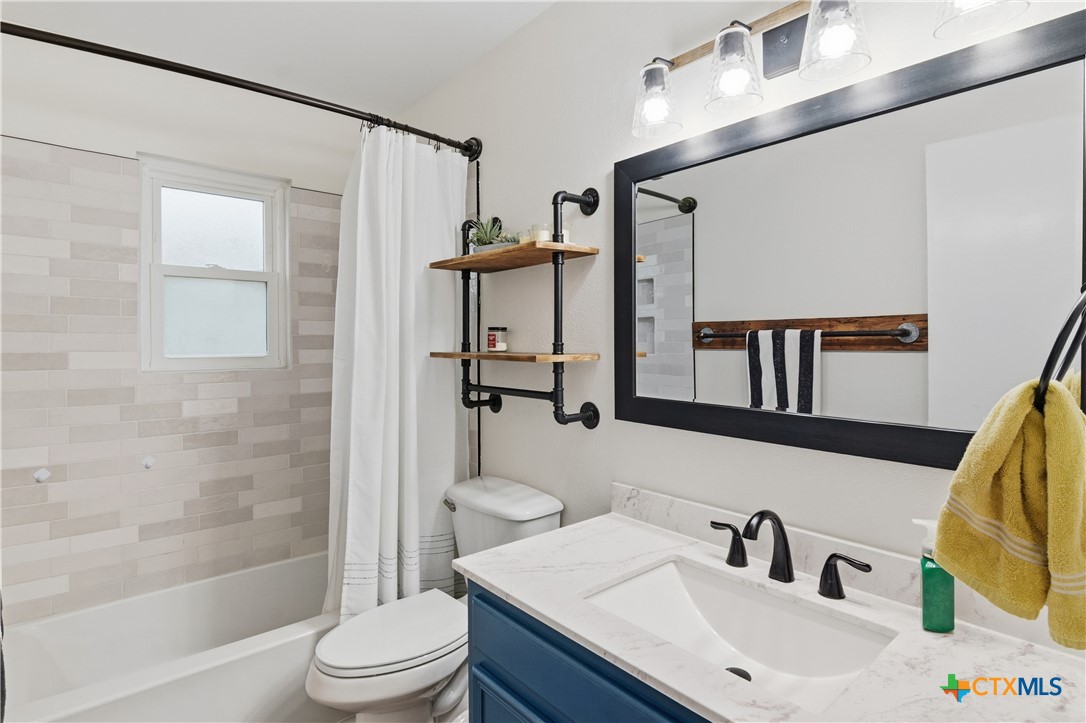 New Braunfels, Texas, 78130, United States, 3 Bedrooms Bedrooms, ,2 BathroomsBathrooms,Residential,For Sale,2049133