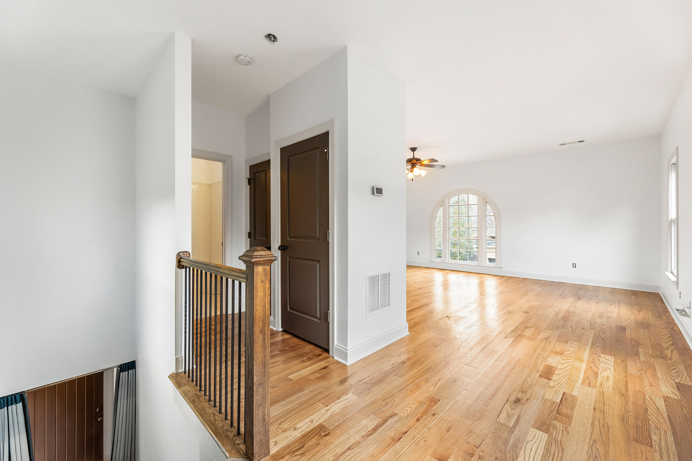  Stylish, Inviting, and Ready For Its Next Chapter - 物件實景