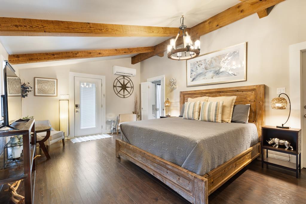 Fredericksburg, Texas, 78624, United States, 3 Bedrooms Bedrooms, ,2 BathroomsBathrooms,Residential,For Sale,2049407