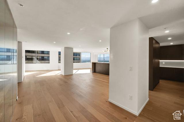 Salt Lake City, Utah, 84101, United States, 3 Bedrooms Bedrooms, ,3 BathroomsBathrooms,Residential,For Sale,1982809