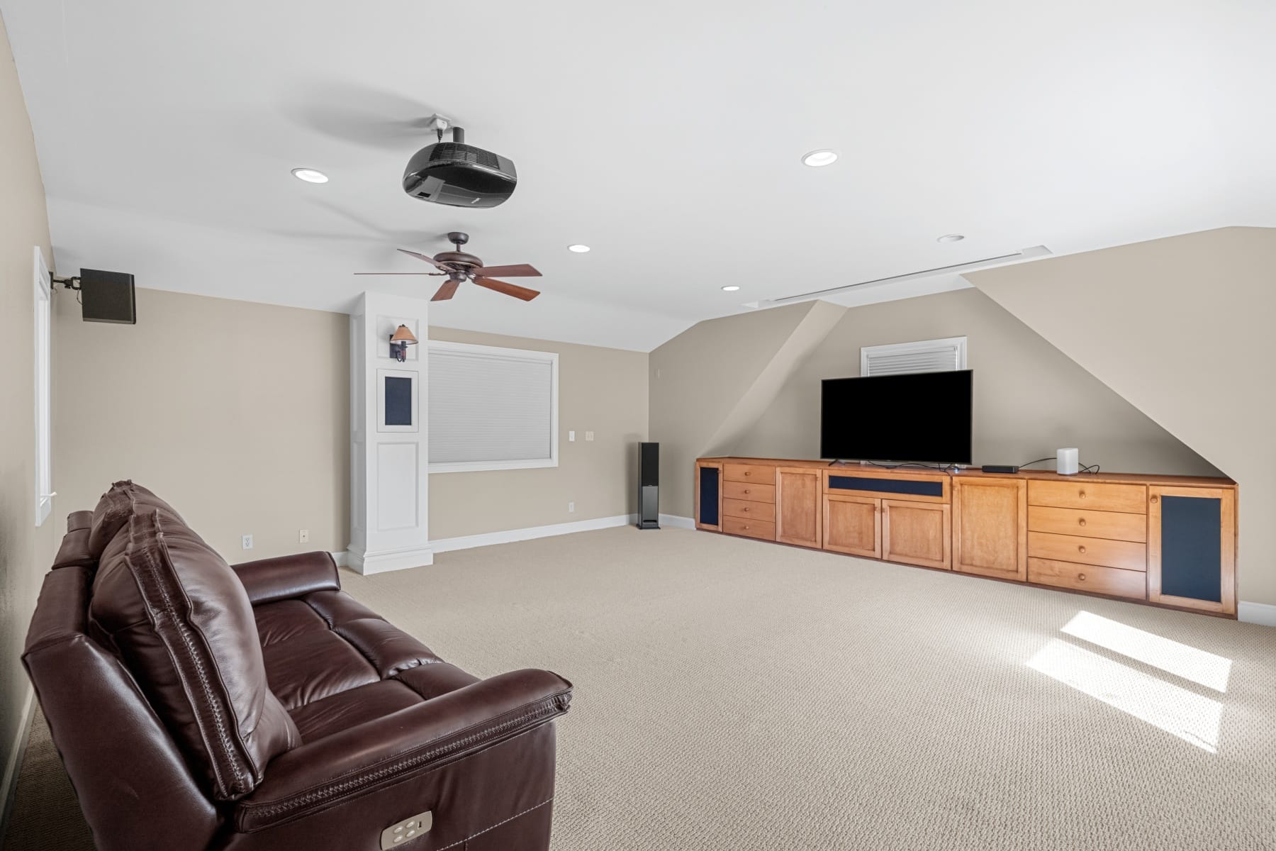  16419 LEXINGTON CT Lake Oswego, OR 97034 - 物件實景