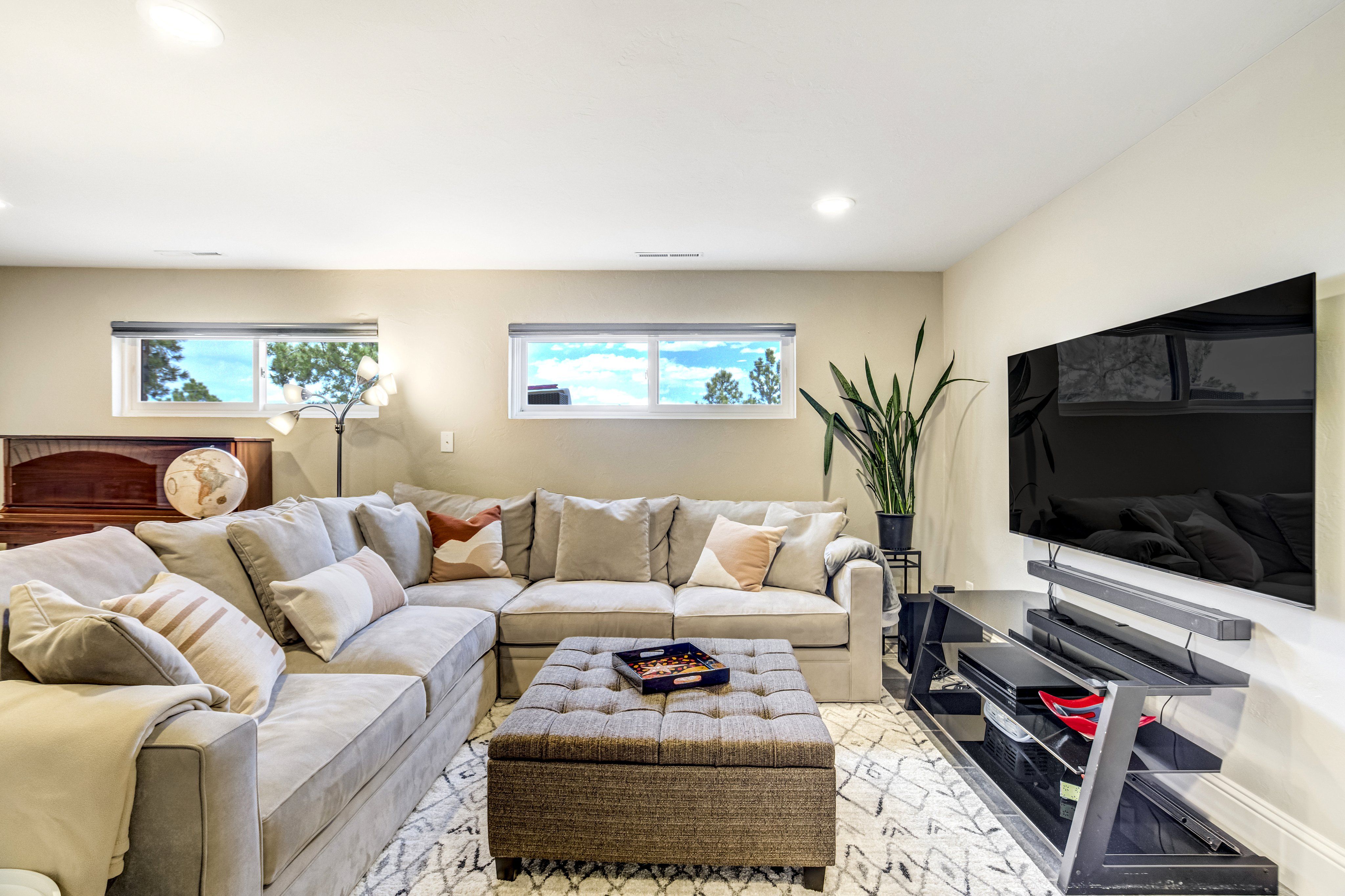  Don Price Mid-Century in Broadmoor Heights: 8 Midland Road - 物件實景