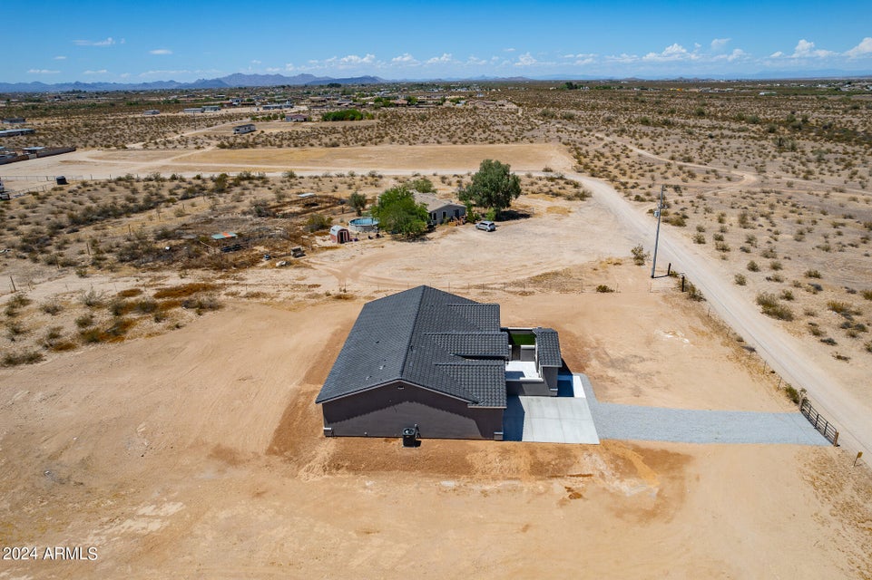 Tonopah, Arizona, 85354, United States, 4 Bedrooms Bedrooms, ,1 BathroomBathrooms,Residential,For Sale,1975997