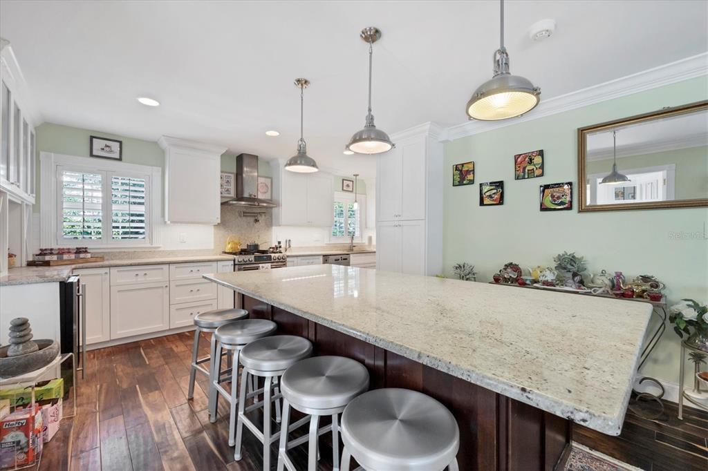 Tampa, Florida, 33629, United States, 4 Bedrooms Bedrooms, ,3 BathroomsBathrooms,Residential,For Sale,1885727