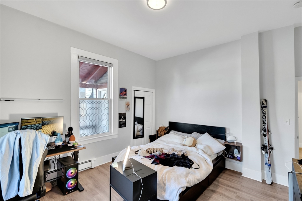Boston, Massachusetts, 02135, United States, 9 Bedrooms Bedrooms, ,3 BathroomsBathrooms,Residential,For Sale,1896831