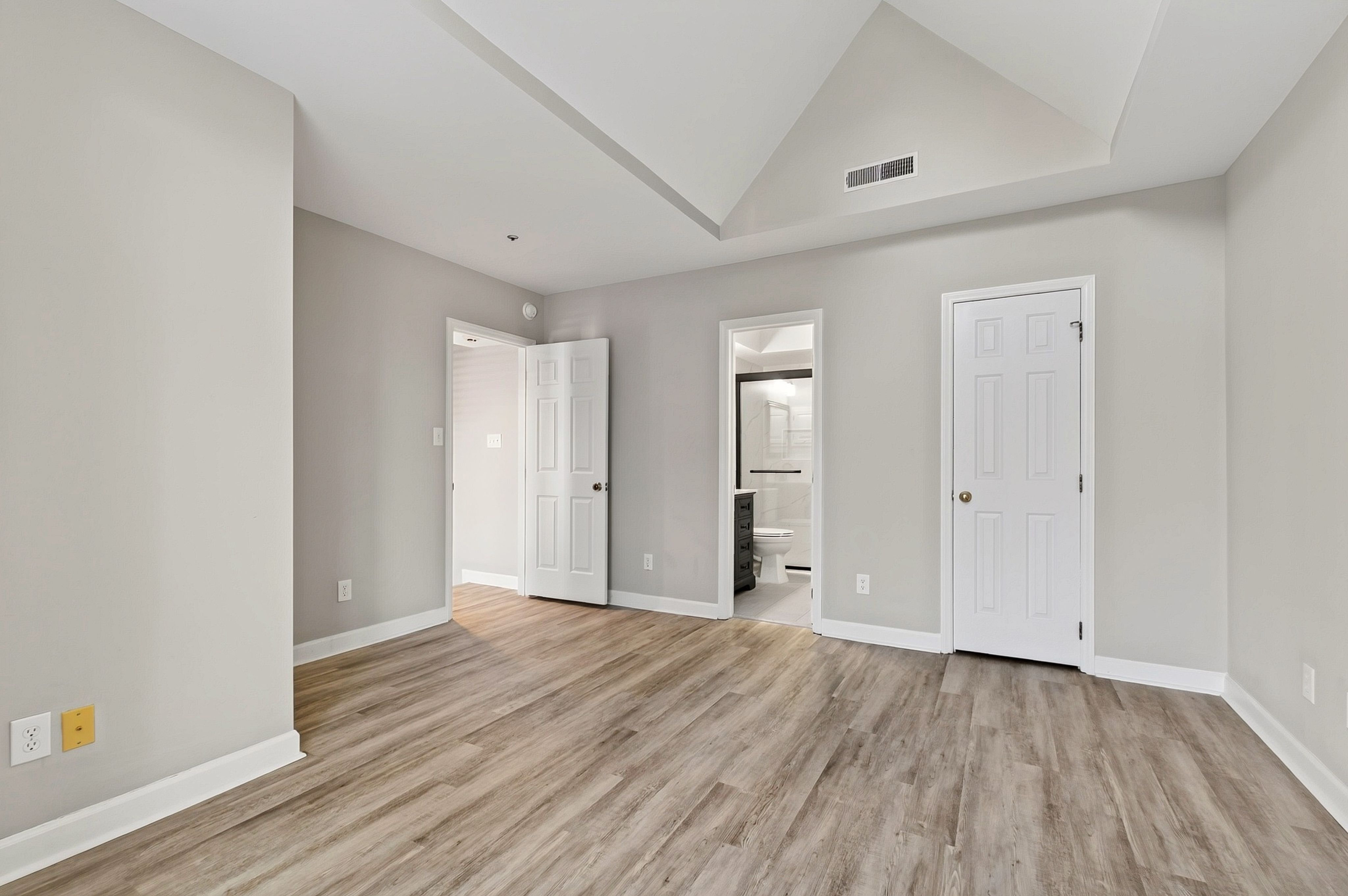  243 New Bern Place, Raleigh, NC 27601 - 物件實景