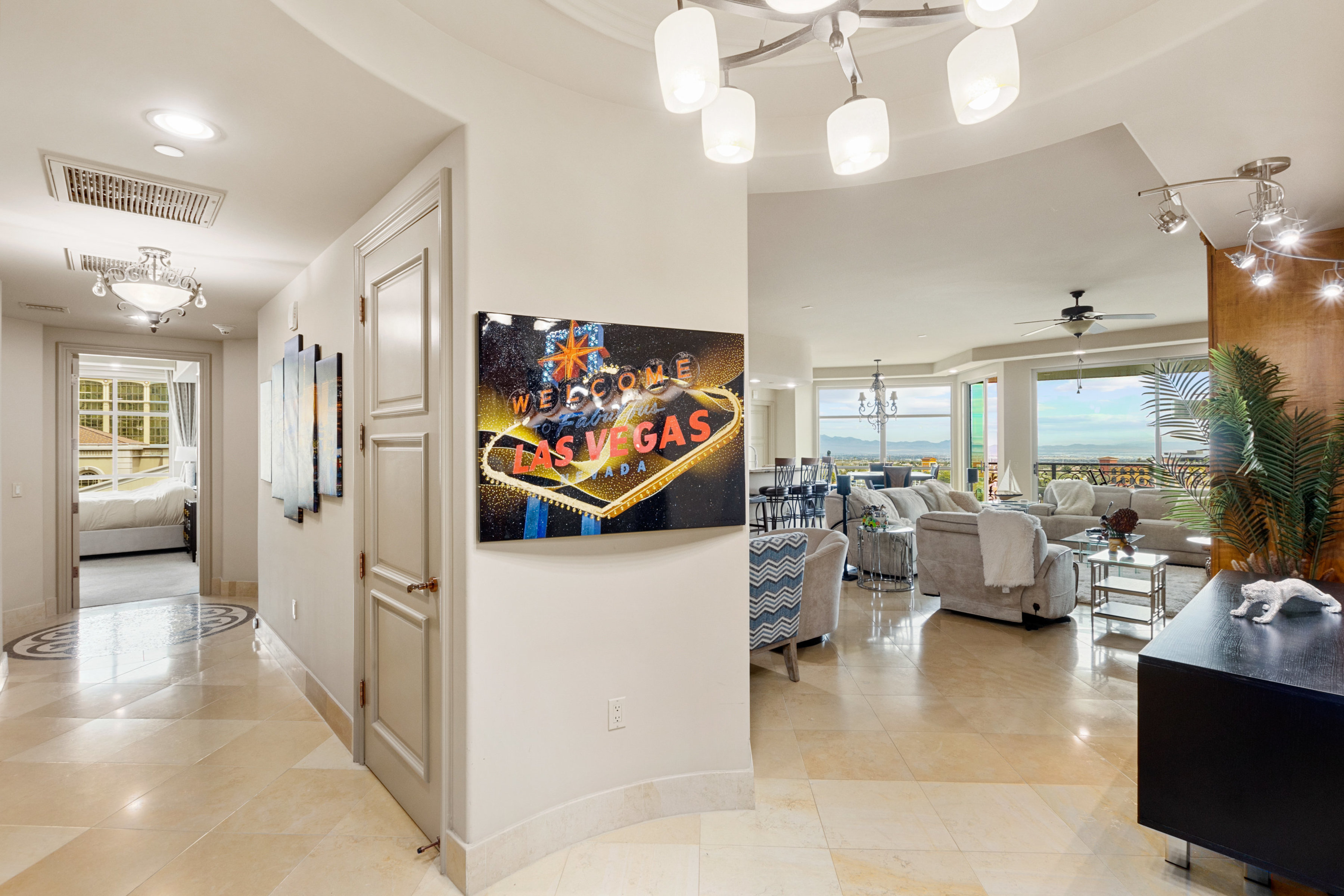  Stunning home at One Queensridge Place - 物件實景