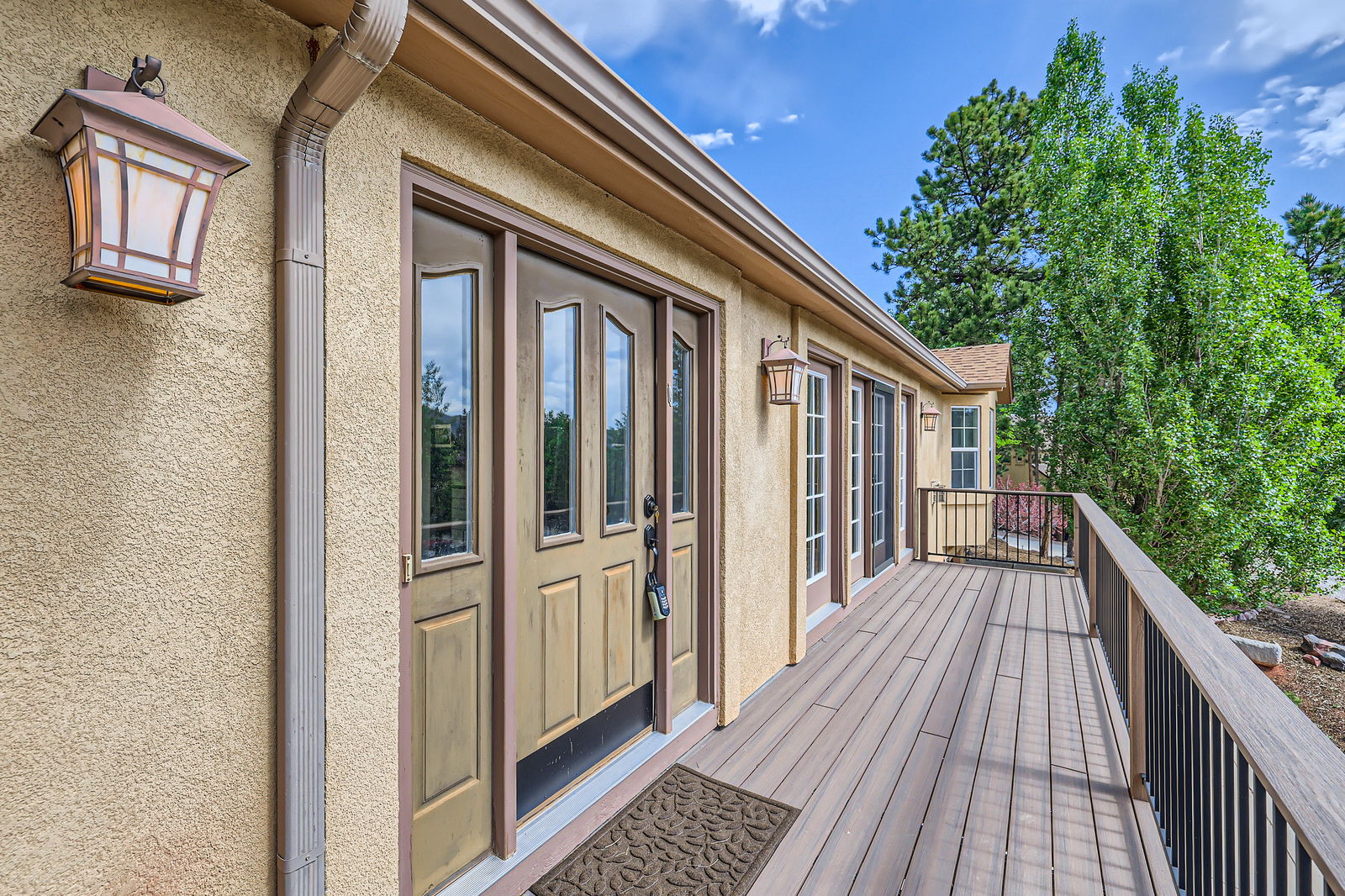 Woodland Park, Colorado, 80863, United States, 3 Bedrooms Bedrooms, ,4 BathroomsBathrooms,Residential,For Sale,1856794