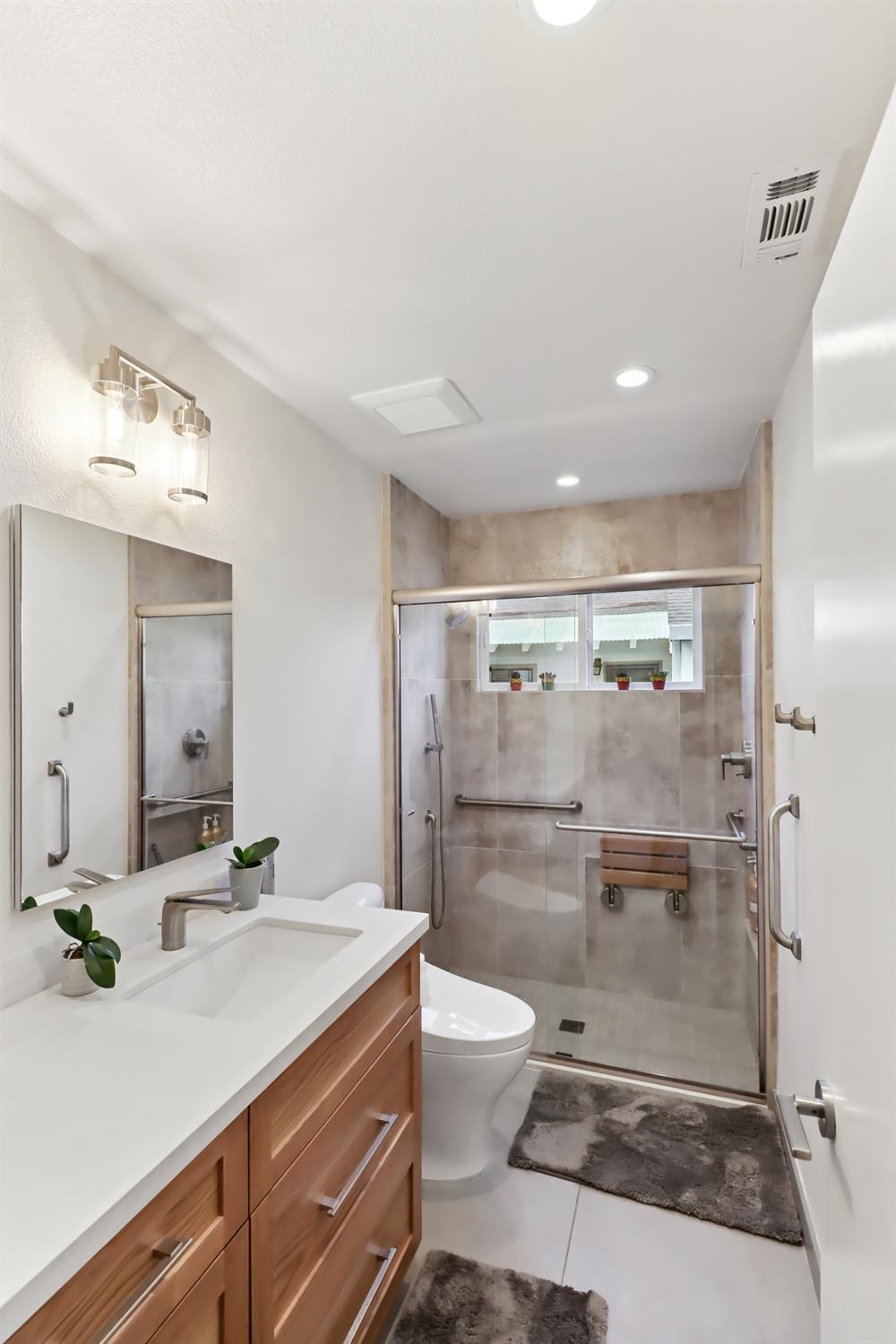 Davis, California, 95616, United States, 3 Bedrooms Bedrooms, ,2 BathroomsBathrooms,Residential,For Sale,1901059