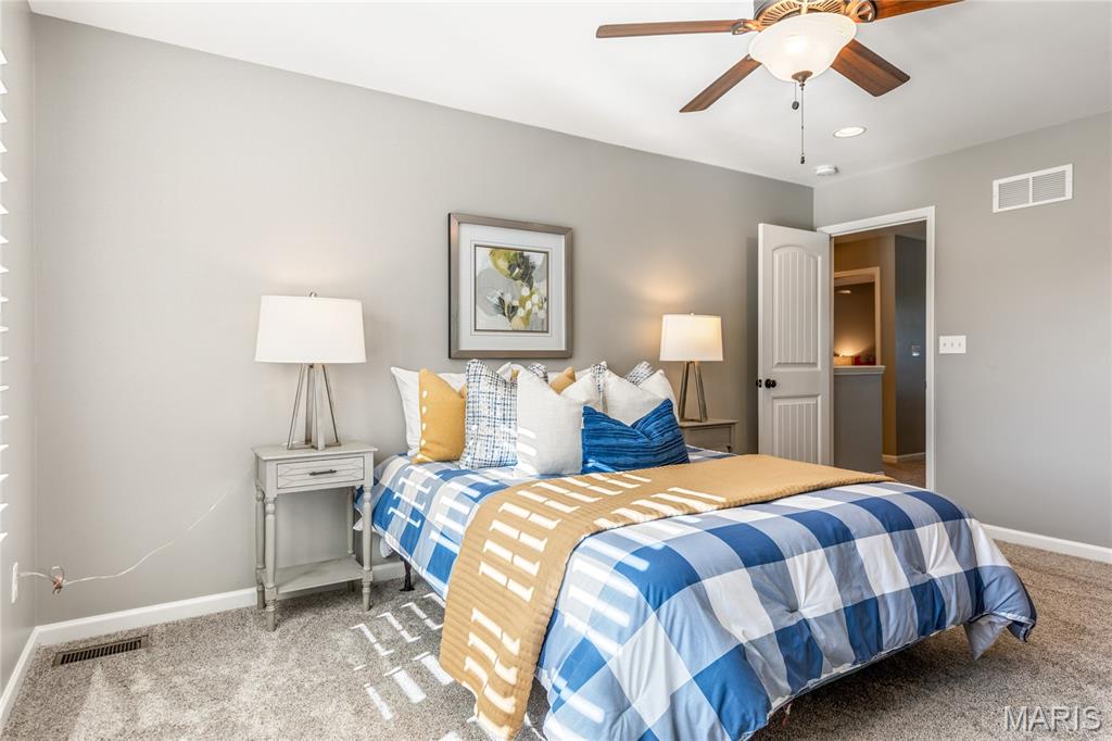 Lake St Louis, Missouri, 63367, United States, 4 Bedrooms Bedrooms, ,4 BathroomsBathrooms,Residential,For Sale,1987646