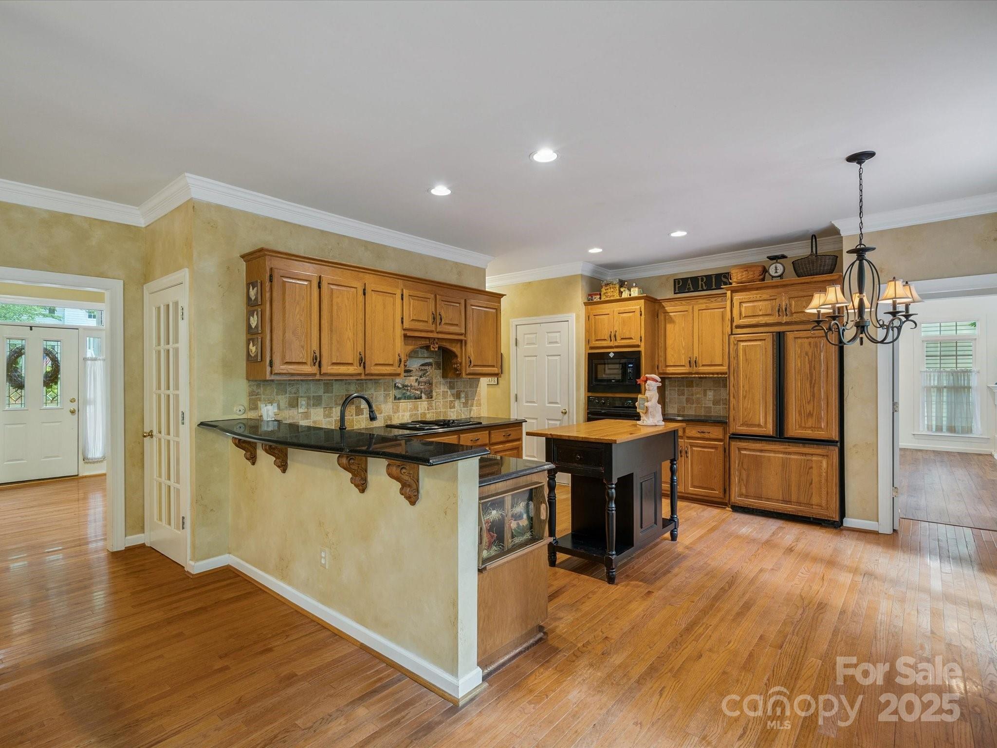 Matthews, North Carolina, 28105, United States, 5 Bedrooms Bedrooms, ,4 BathroomsBathrooms,Residential,For Sale,1905992