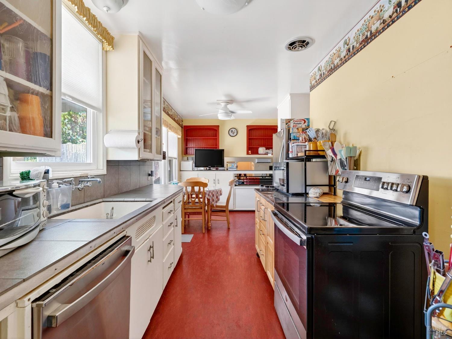 St. Helena, California, 94574, United States, 2 Bedrooms Bedrooms, ,2 BathroomsBathrooms,Residential,For Sale,1932187